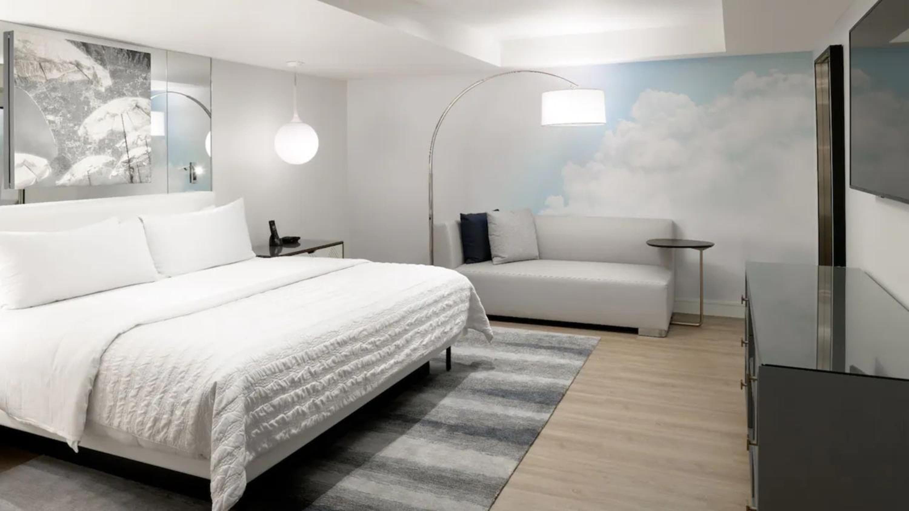 Hyatt Centric Delfina Santa Monica