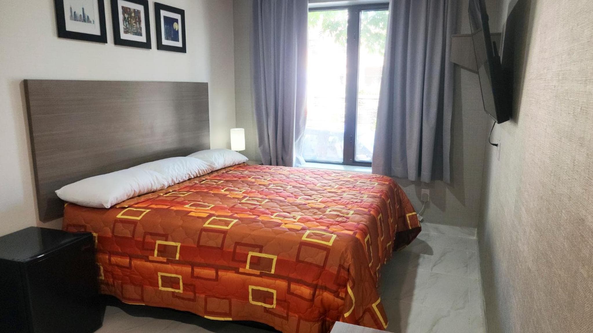Hotel Fuego Bronx BRAND NEW