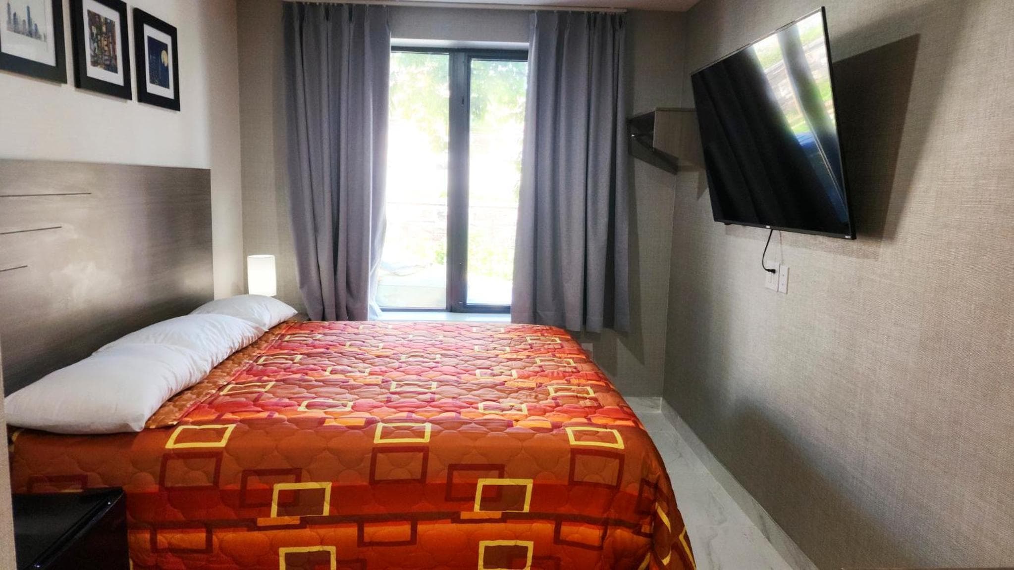 Hotel Fuego Bronx BRAND NEW