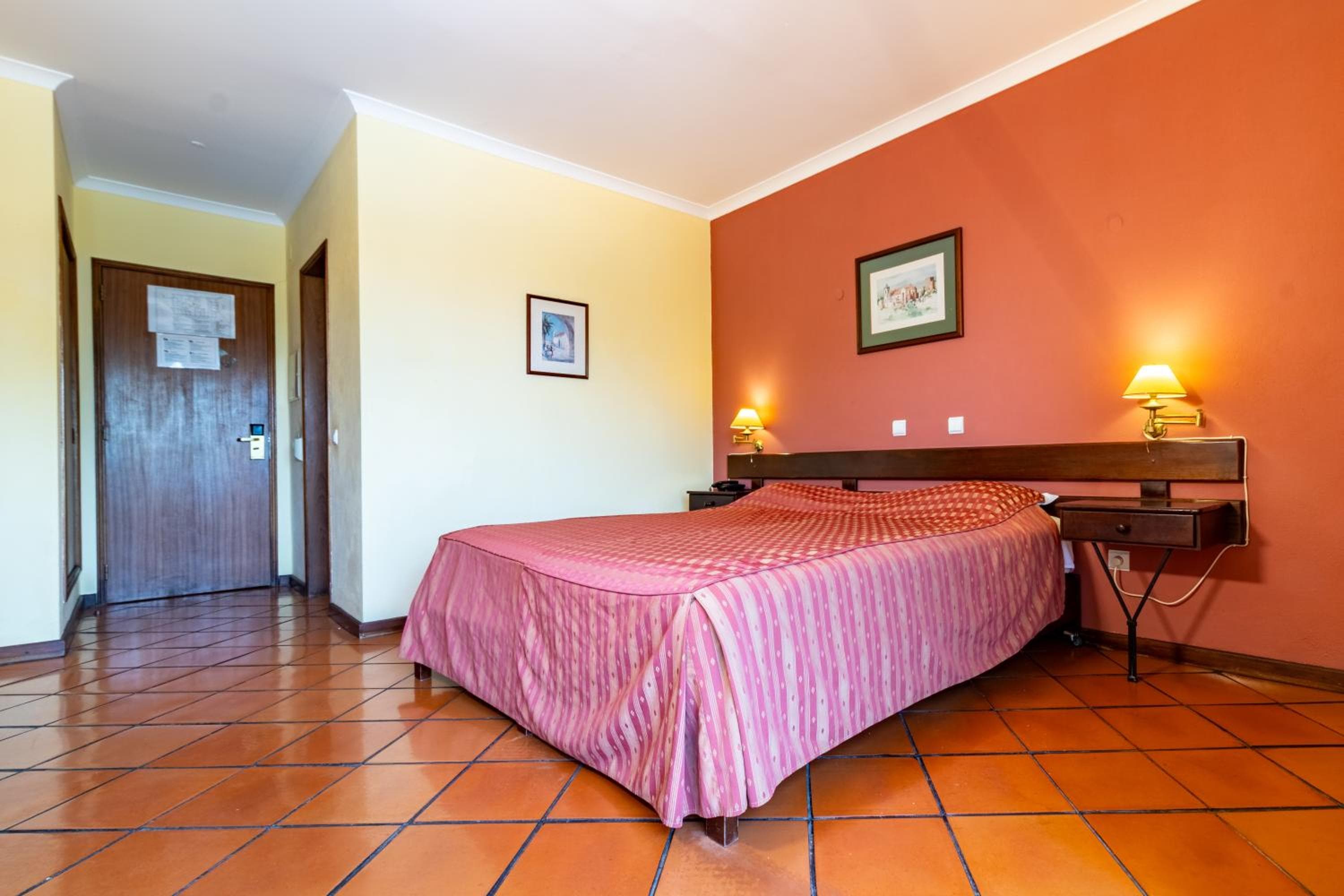 Hotel Colina Dos Mouros