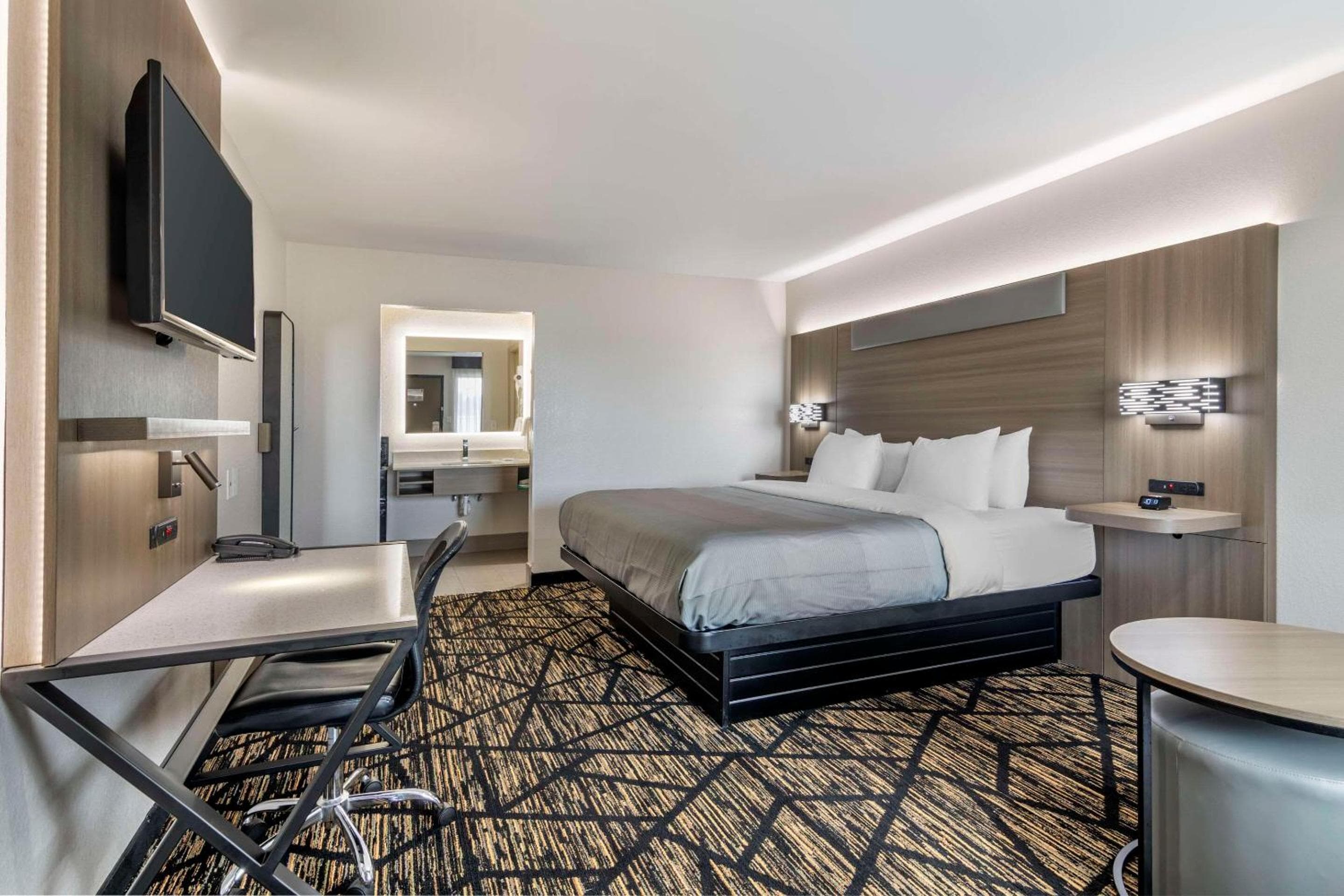 Quality Inn & Suites Athens University Area