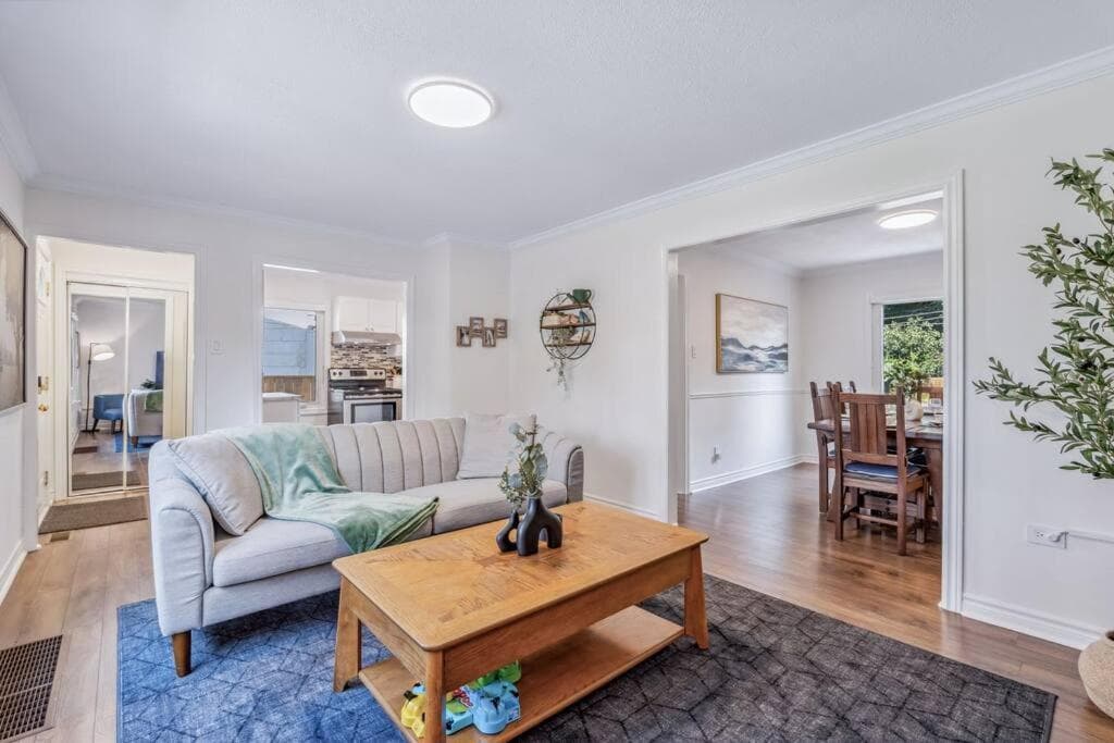 Heritage 3BR Etobicoke Gem, Sherway Gardens, BBQ