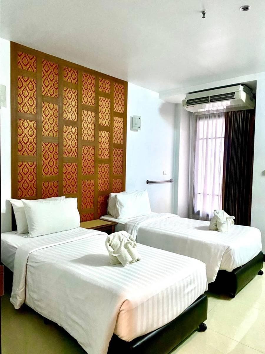 New Siam Palace Ville Hotel
