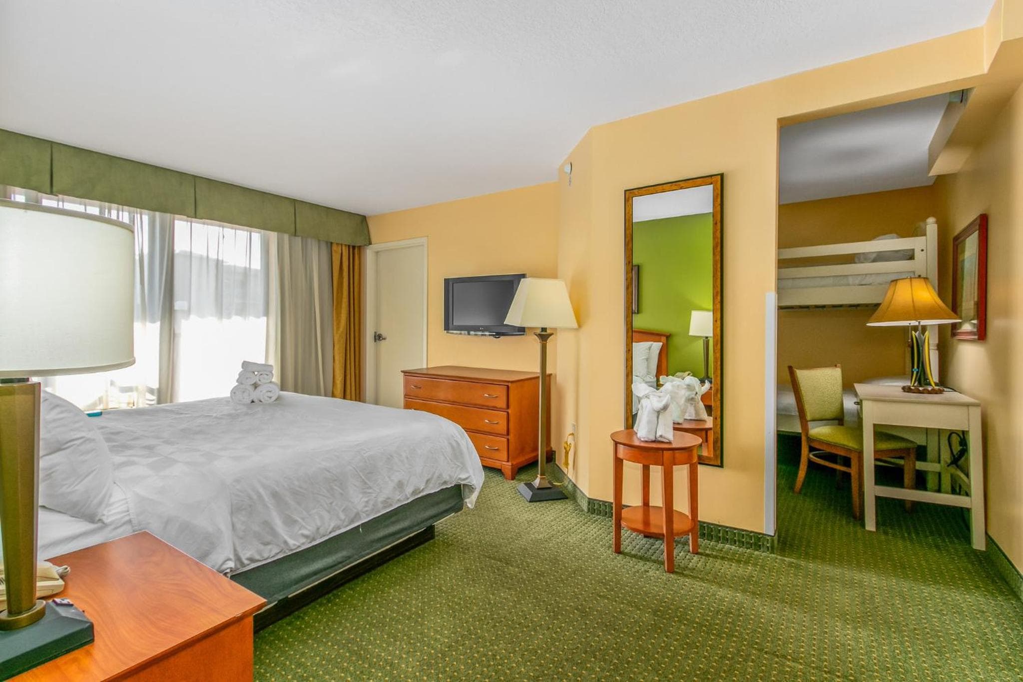 Holiday Inn & Suites Clearwater Beach by IHG