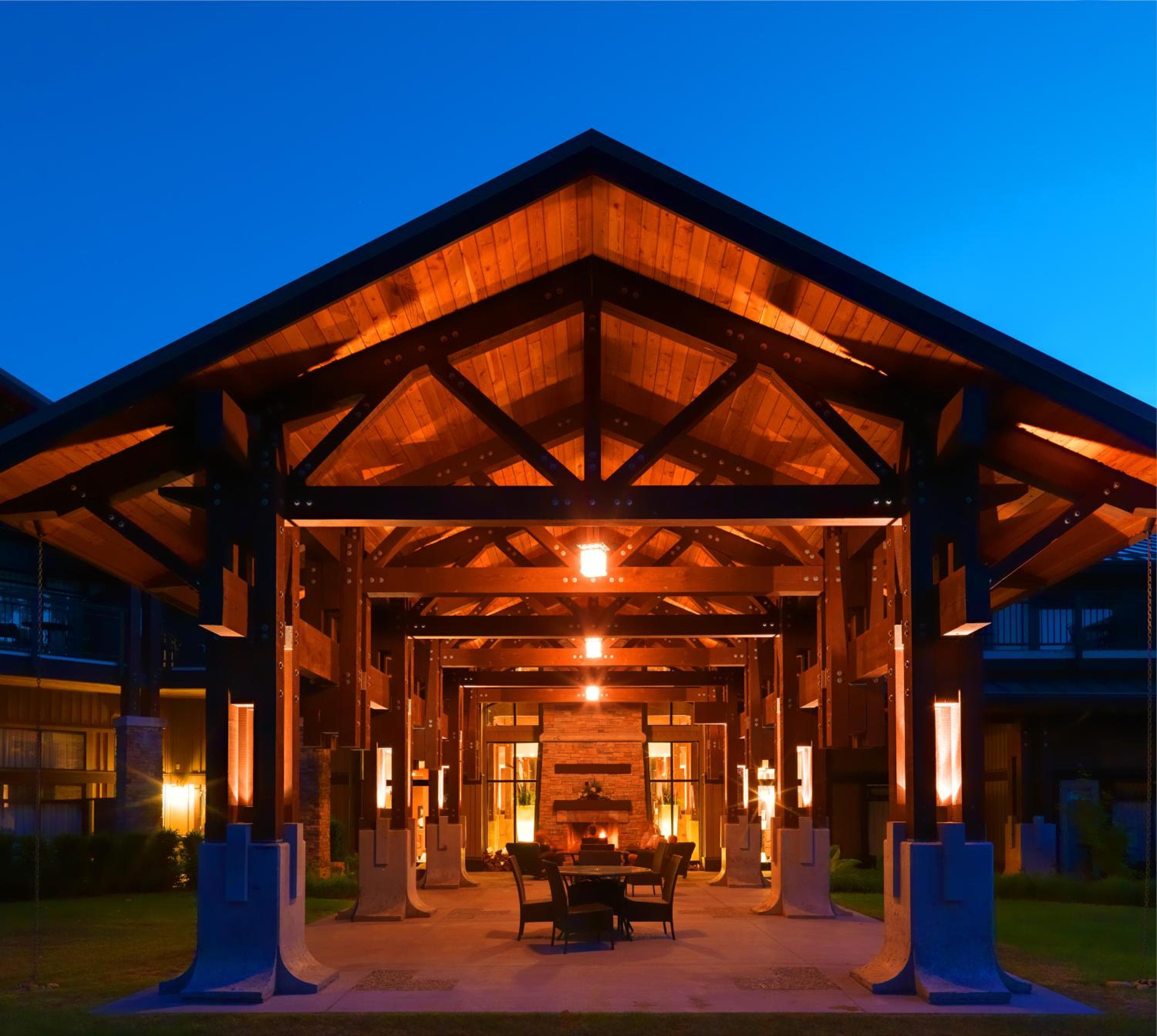 Sunrise Ridge Waterfront Resort