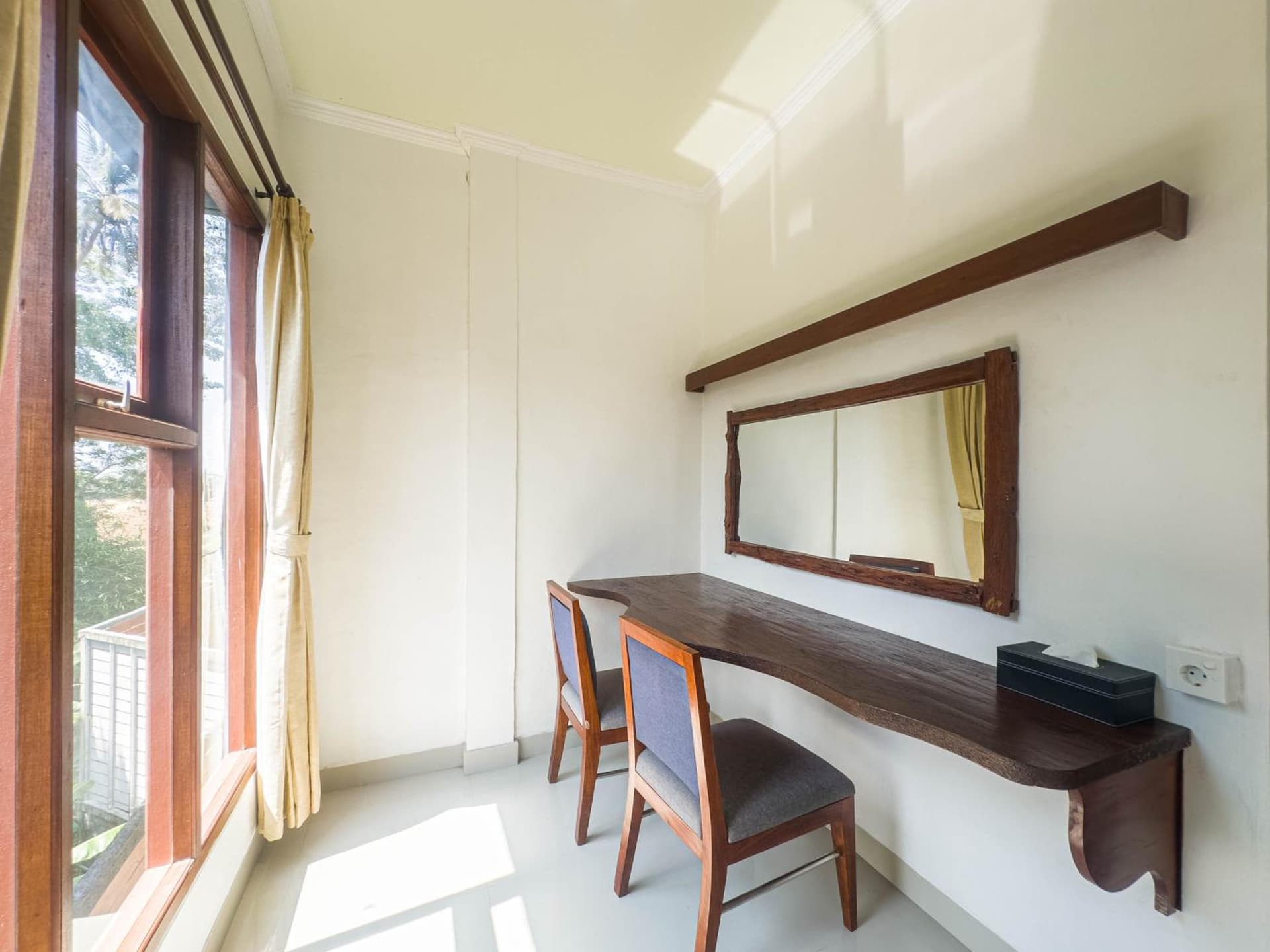 Giriya Amerta Hotel