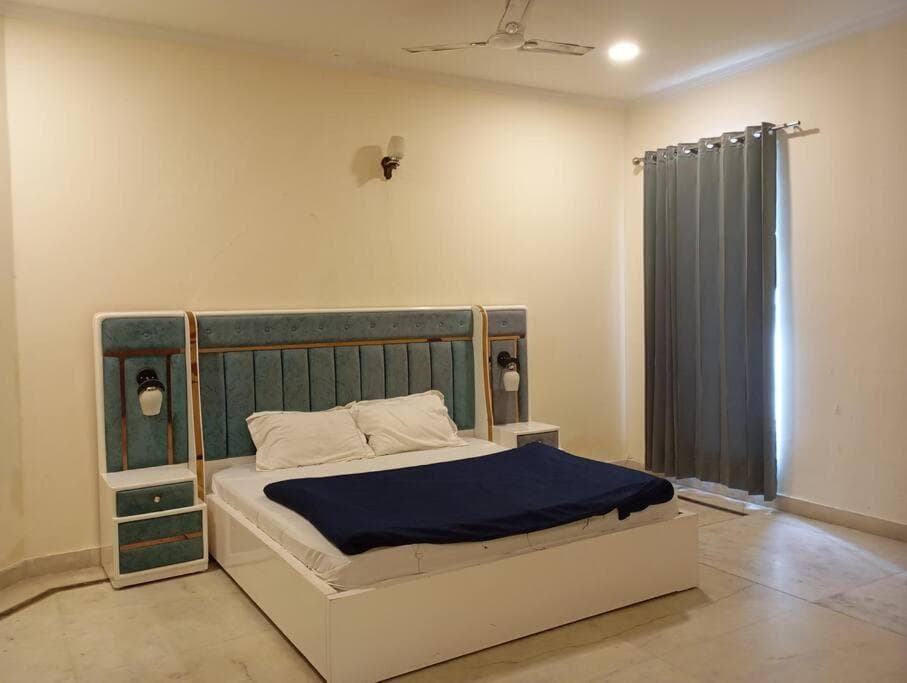 7BR Farmhouse Wid Private Pool by Especial Rentals