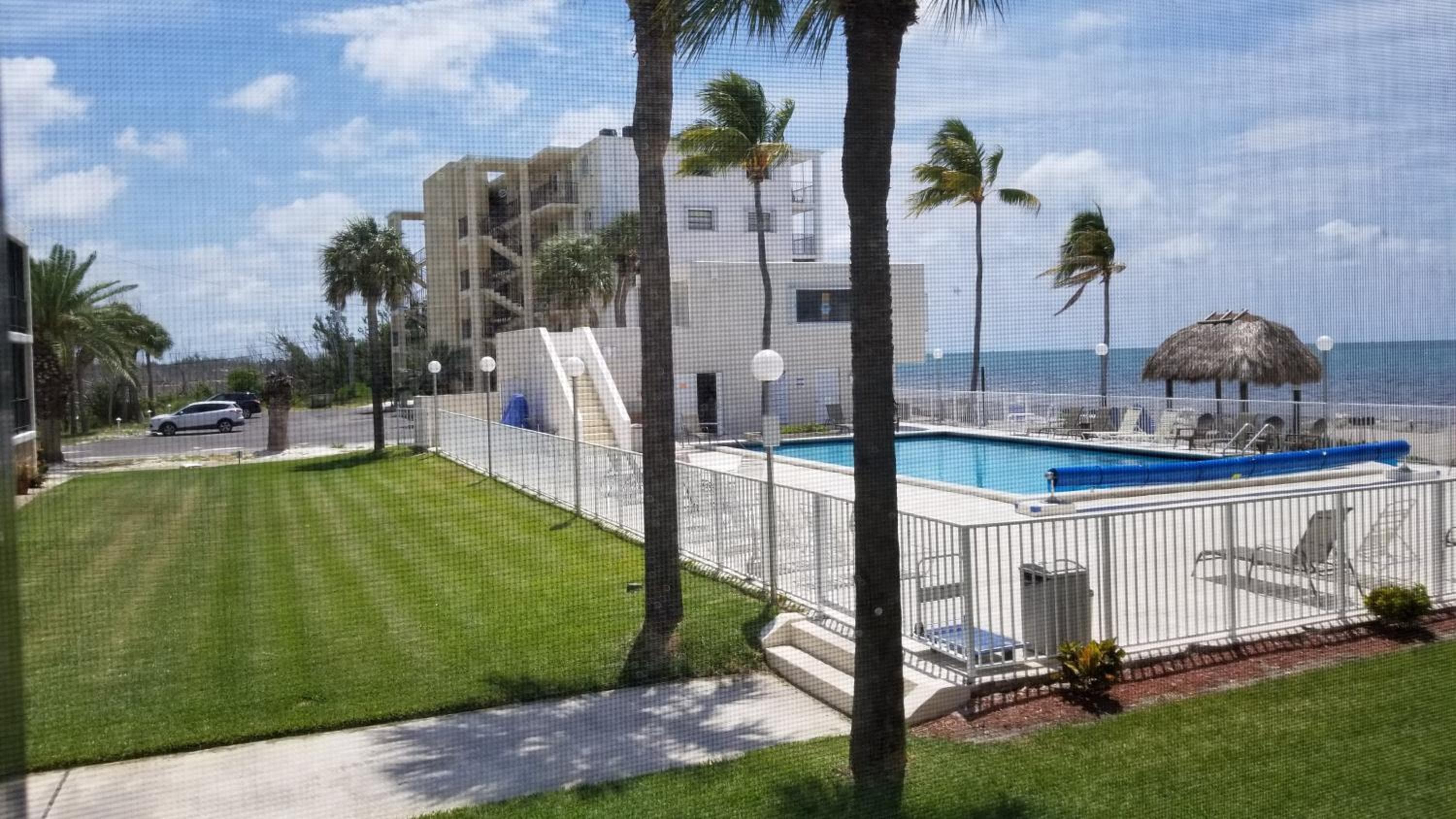 Beachfront Condo on Coco Plum Beach