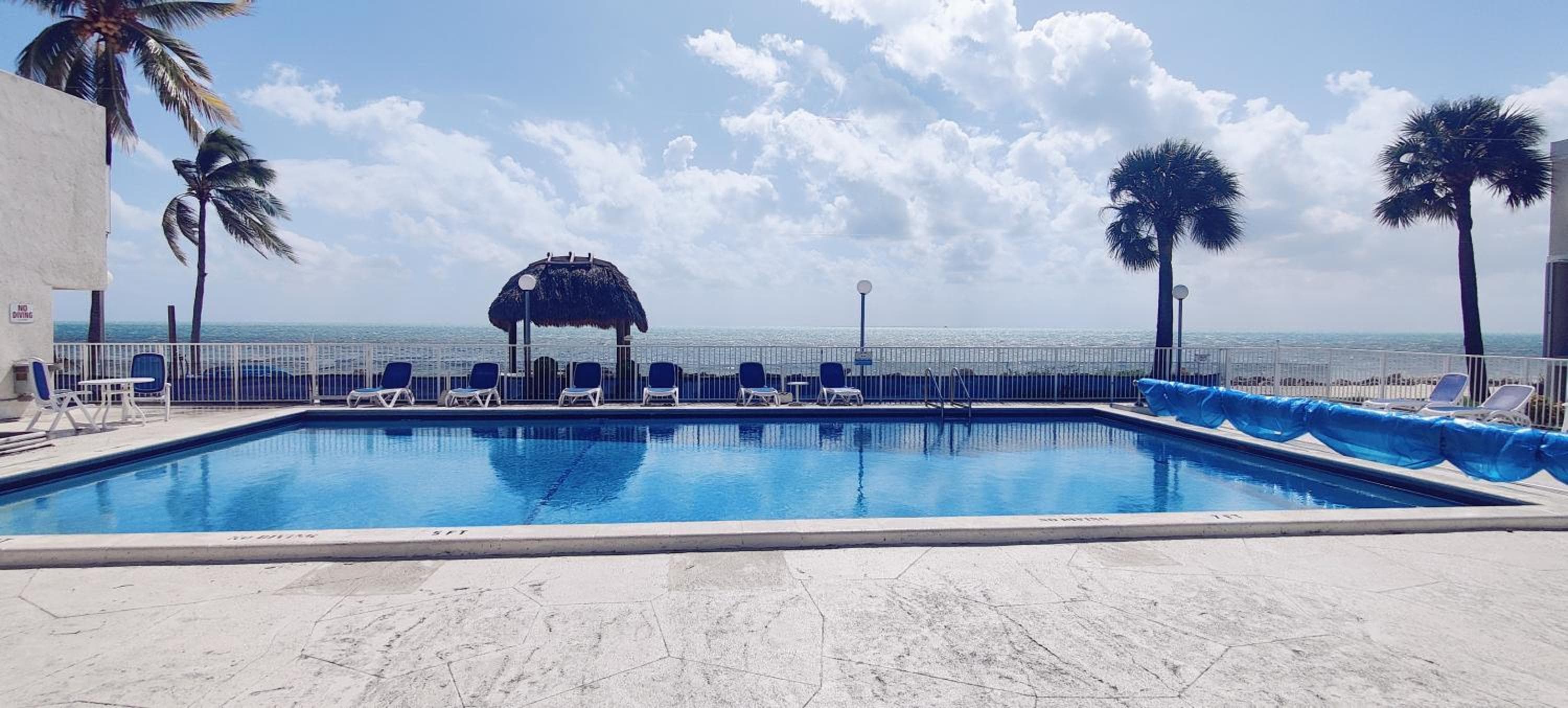 Beachfront Condo on Coco Plum Beach