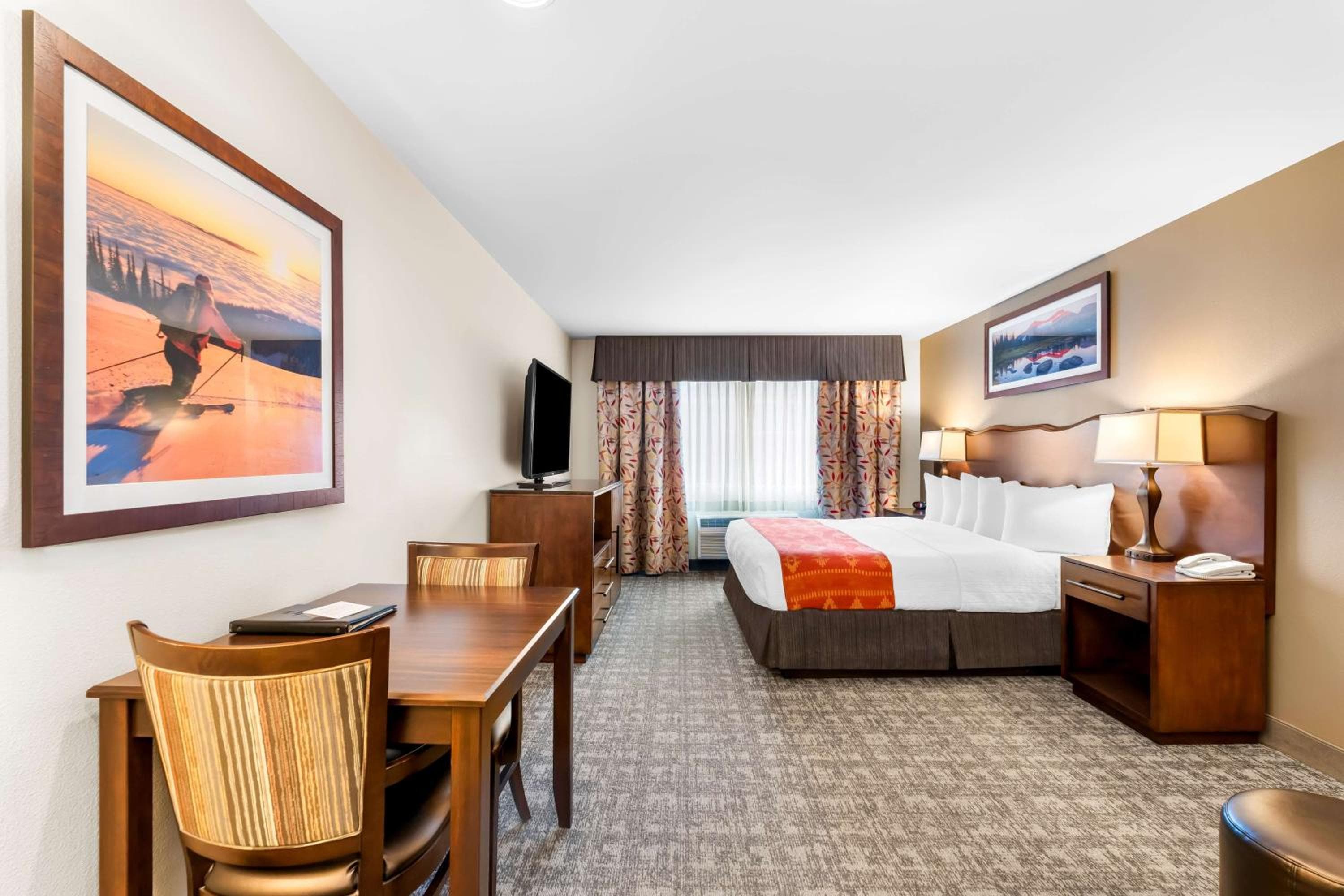 Best Western Rocky Mountain Lodge