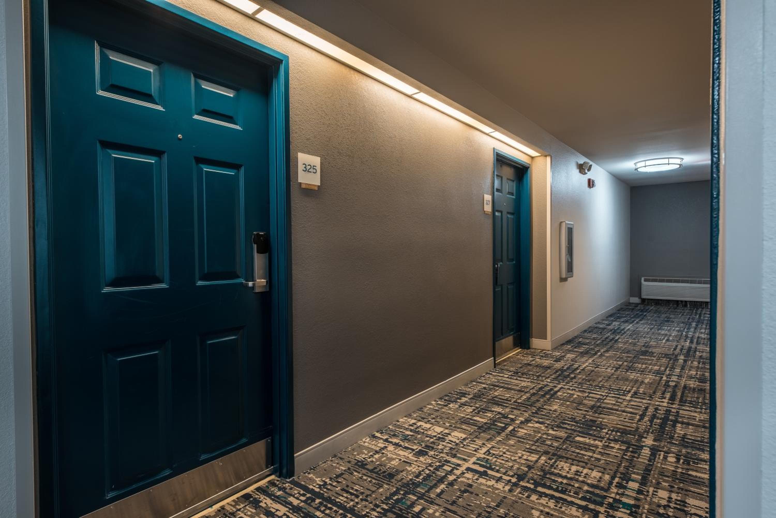 Sonesta Simply Suites Fort Worth