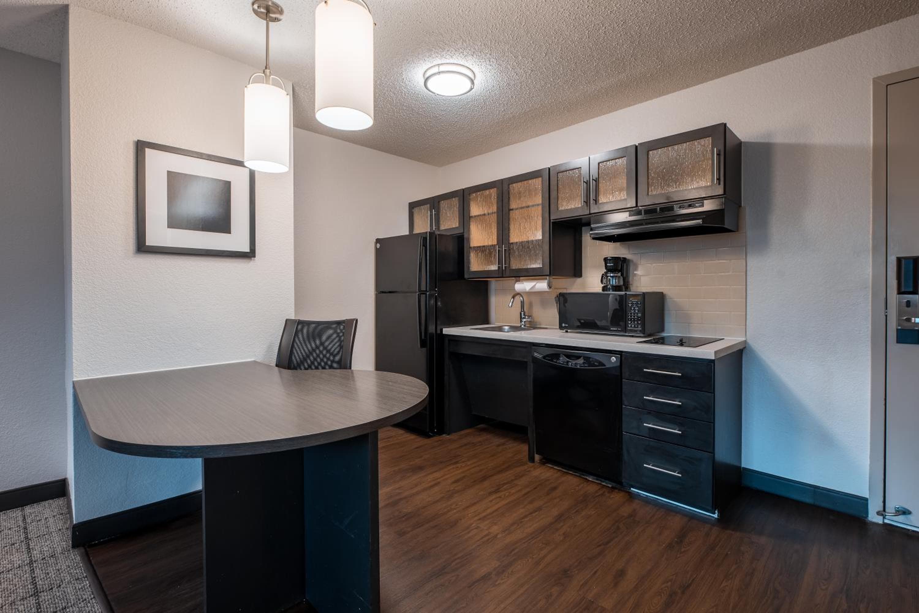 Sonesta Simply Suites Dallas Richardson