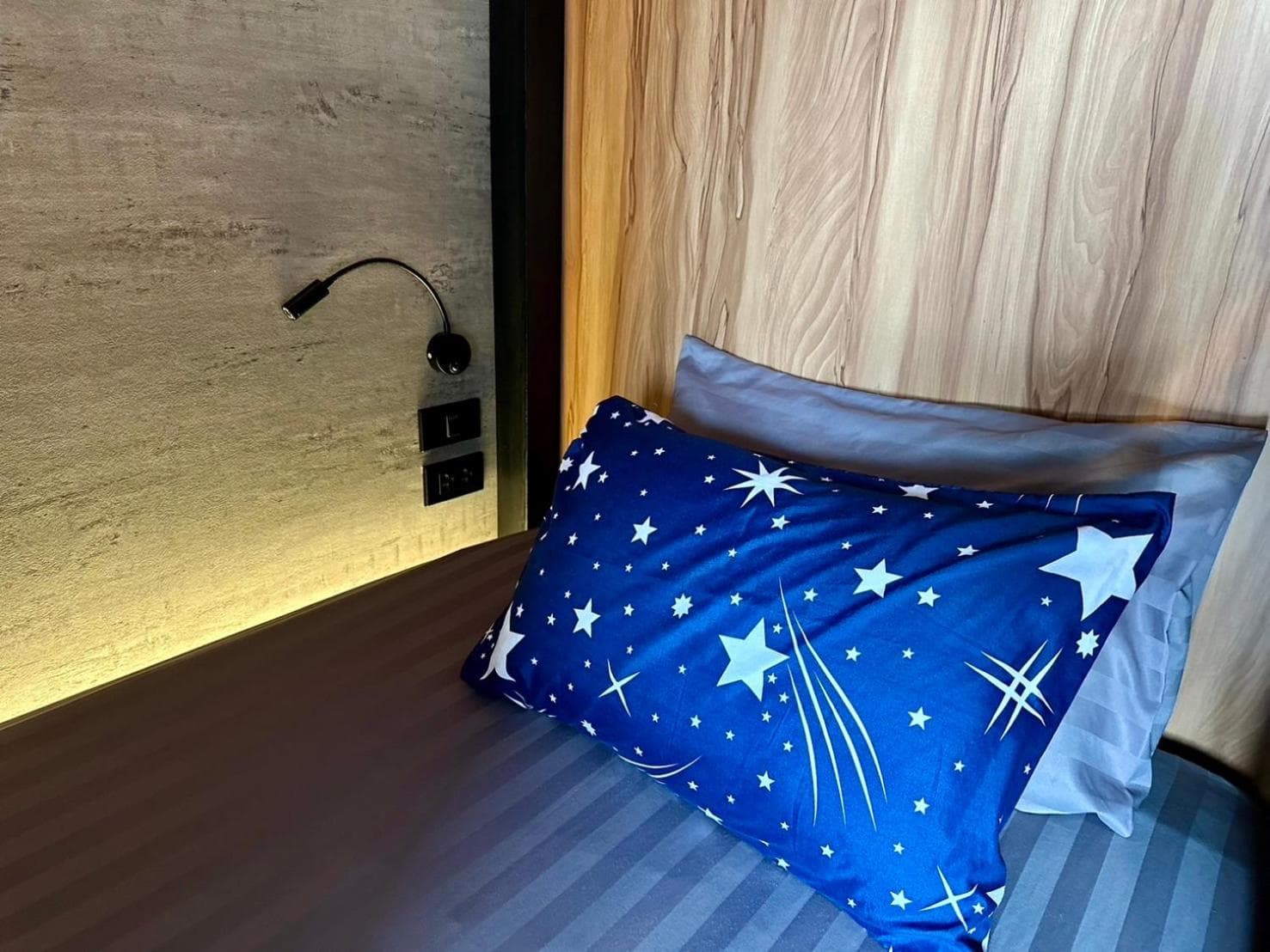 Niece Hostel Phuket - Bangtao Beach