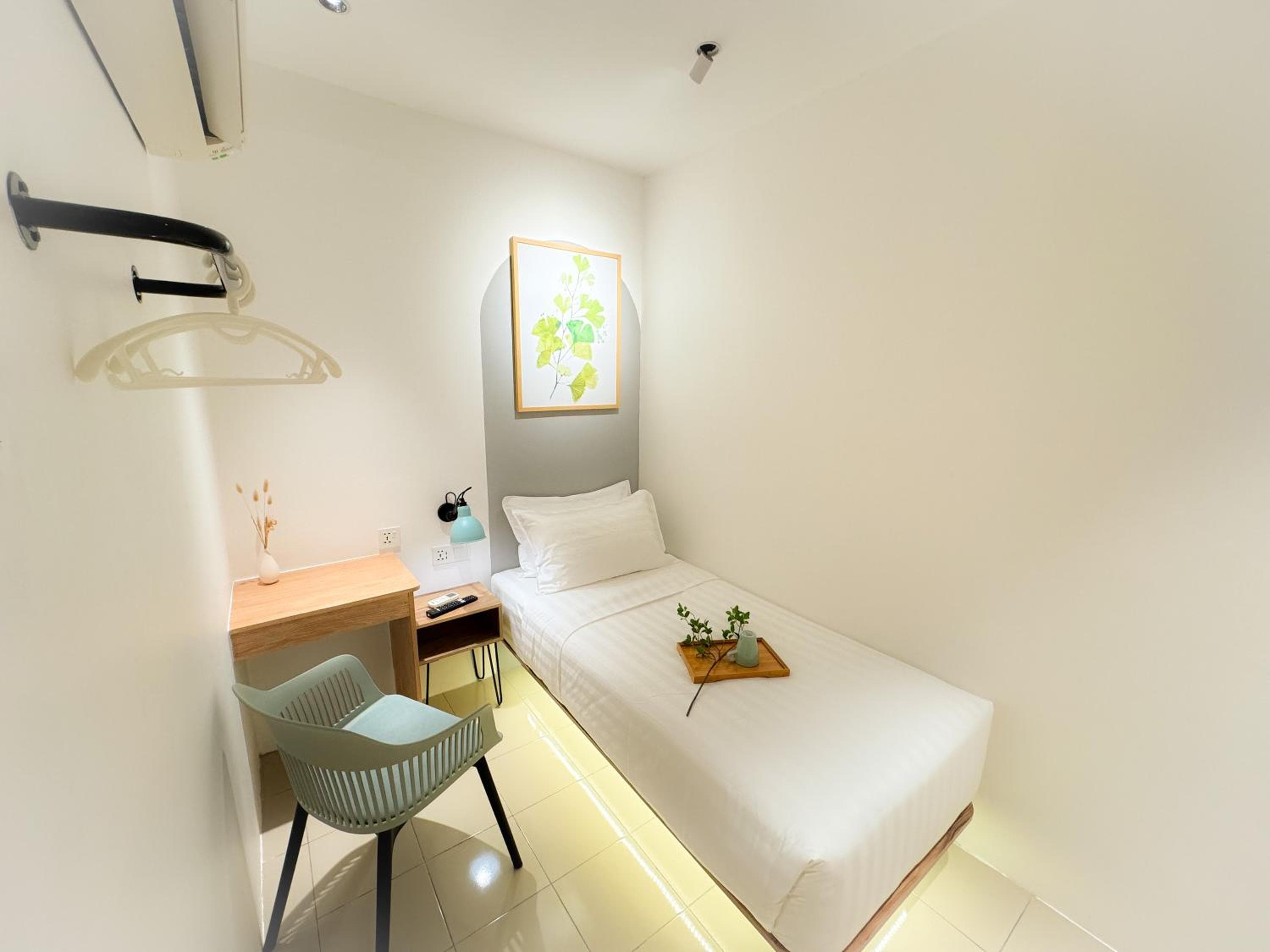 Apple 1 Hotel Queensbay