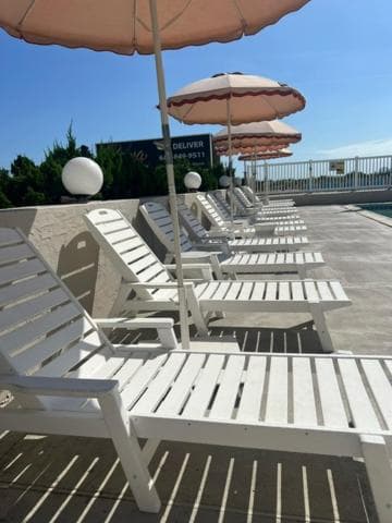 Coliseum Ocean Resort