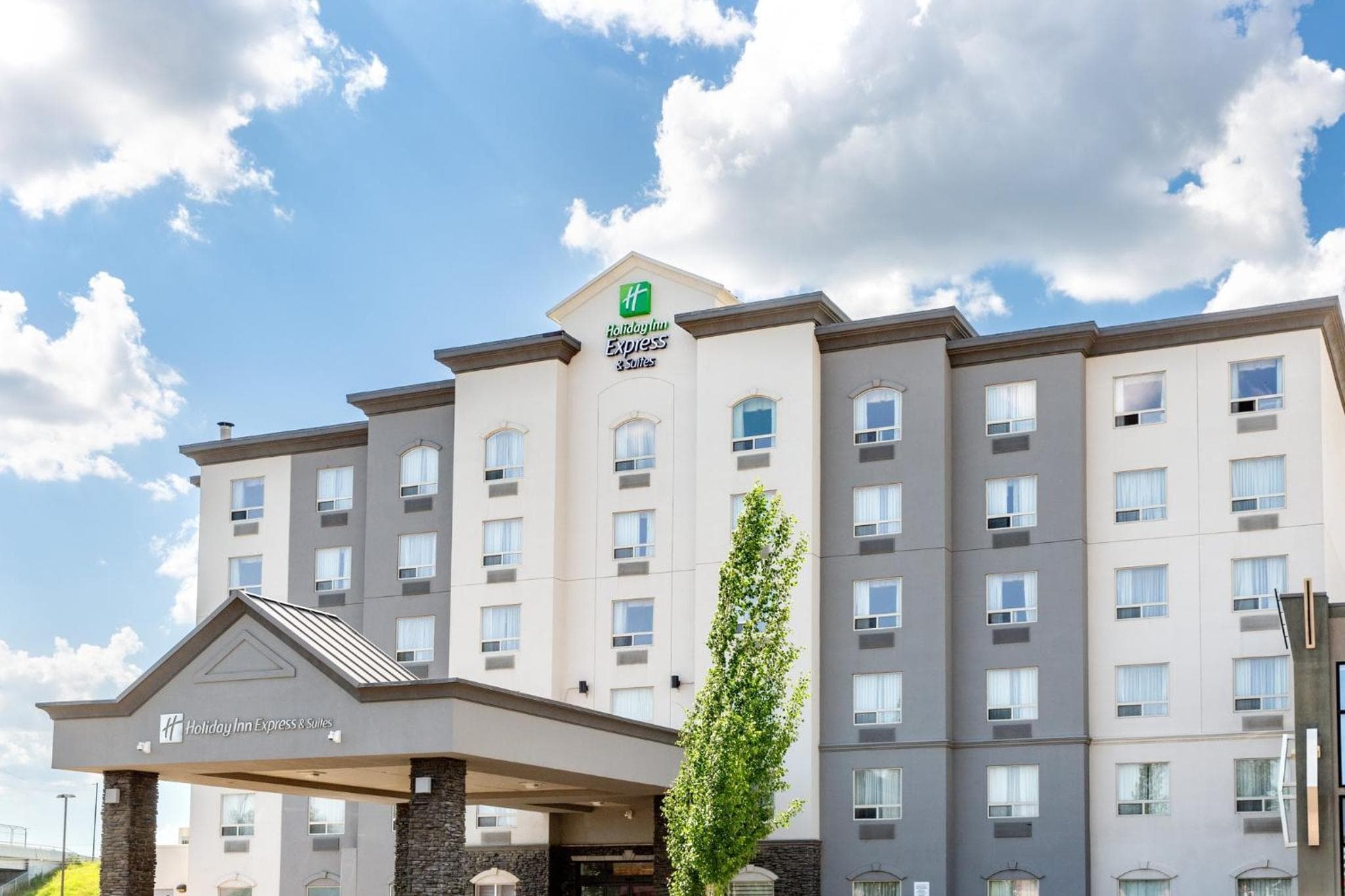 Holiday Inn Express Edmonton North by IHG