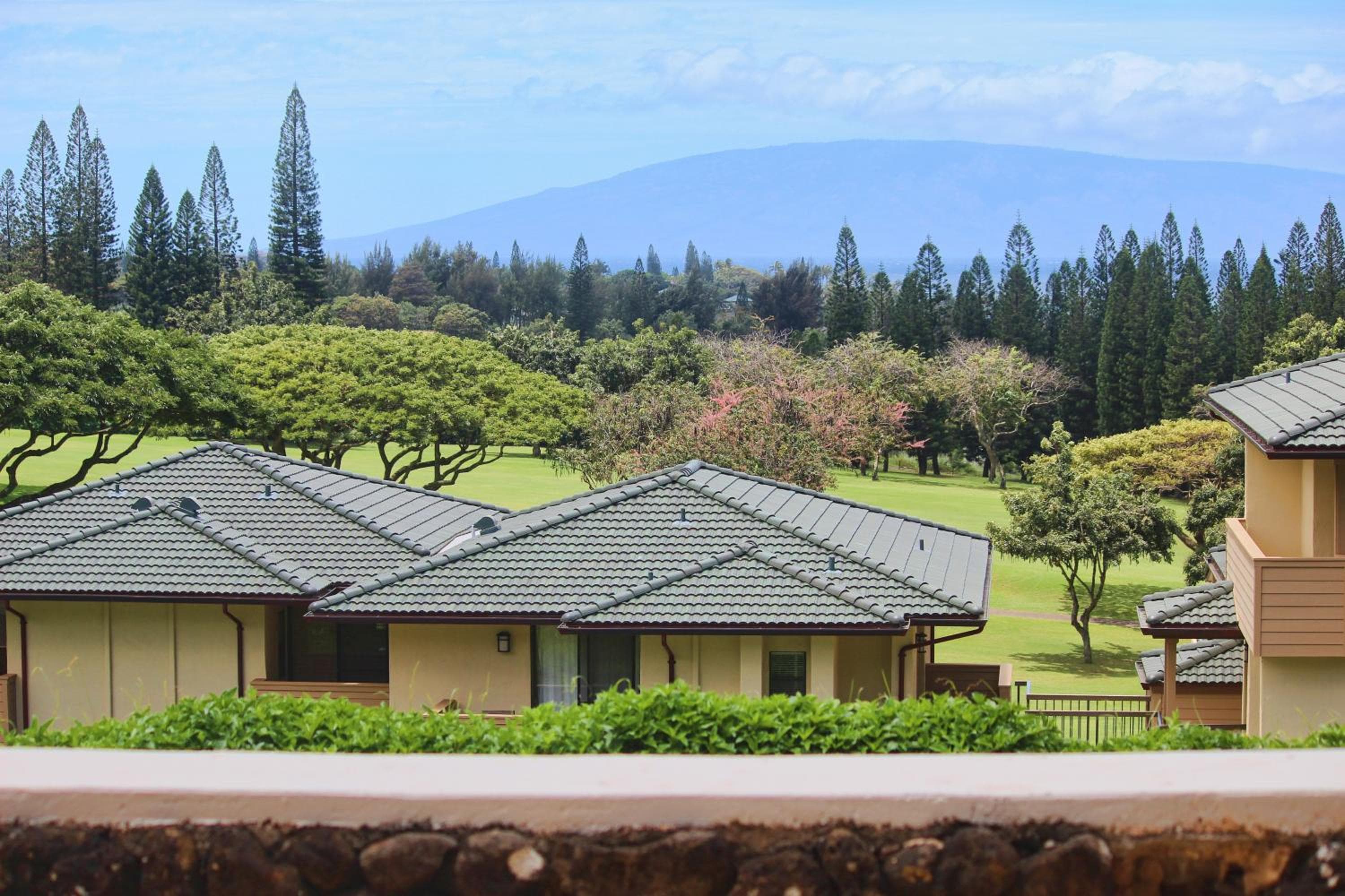 KBM Resorts: Kapalua Golf Villa KGV-19P3 Remodeled with Ocean Views Includes Rental Car