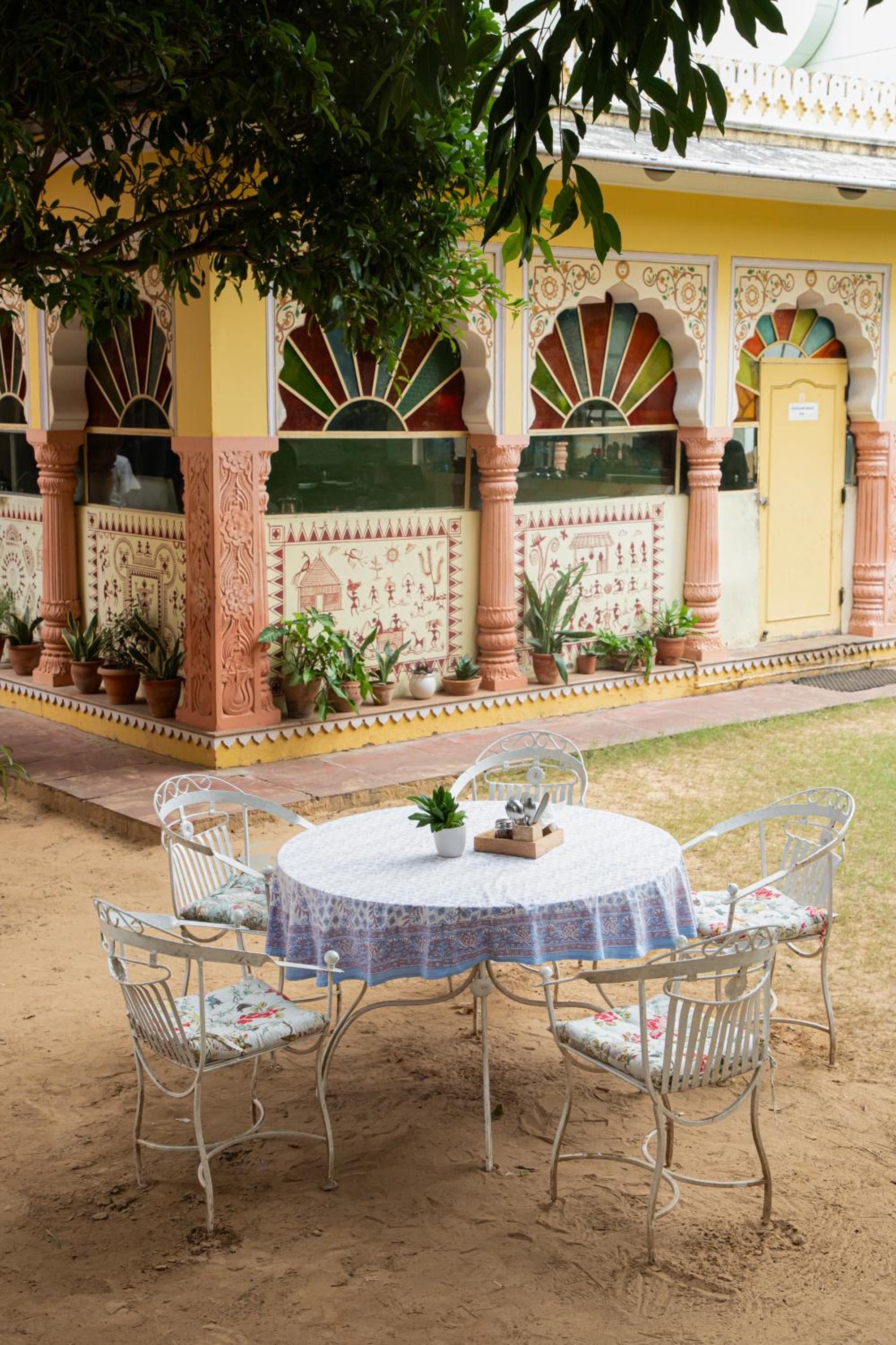 Anuraag Villa