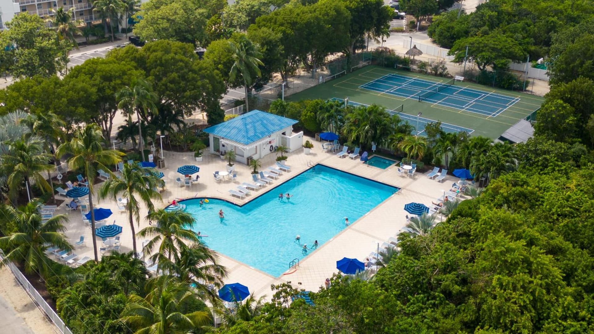 Sunrise Sanctuary - Top Floor Ocean Pointe 2415