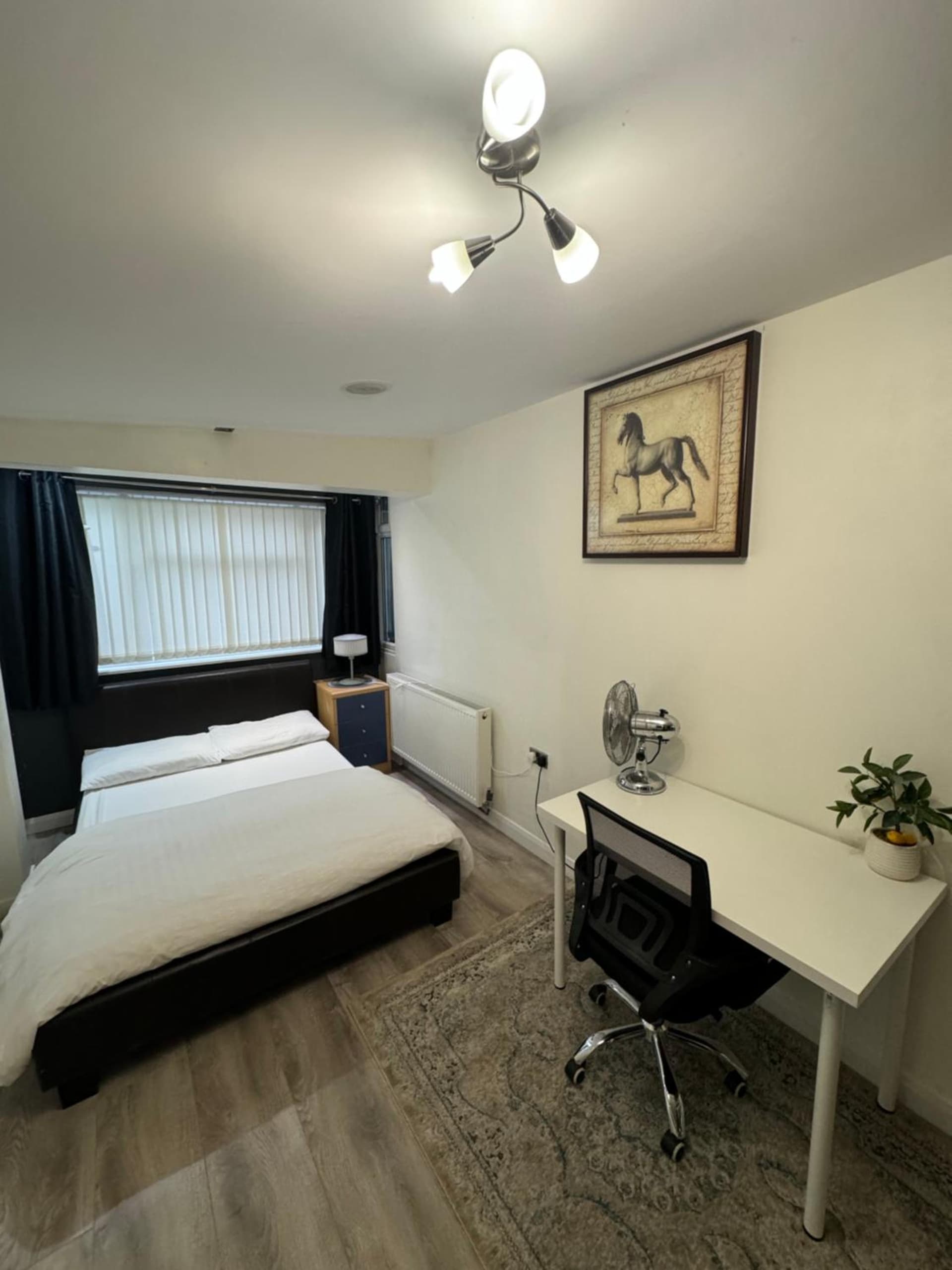 Rooms in Surrey