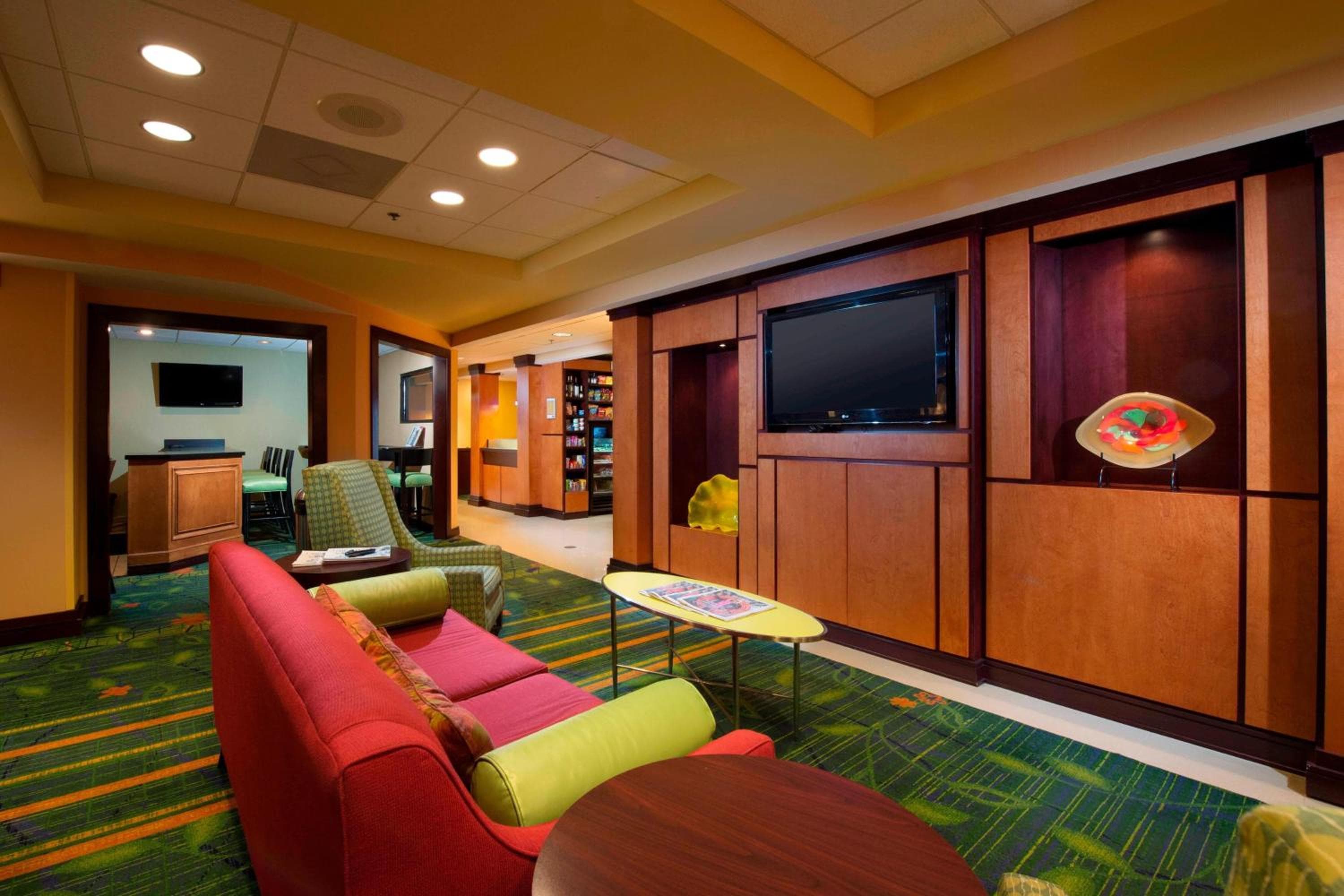 Fairfield Inn & Suites by Marriott Charleston Airport/Convention Center