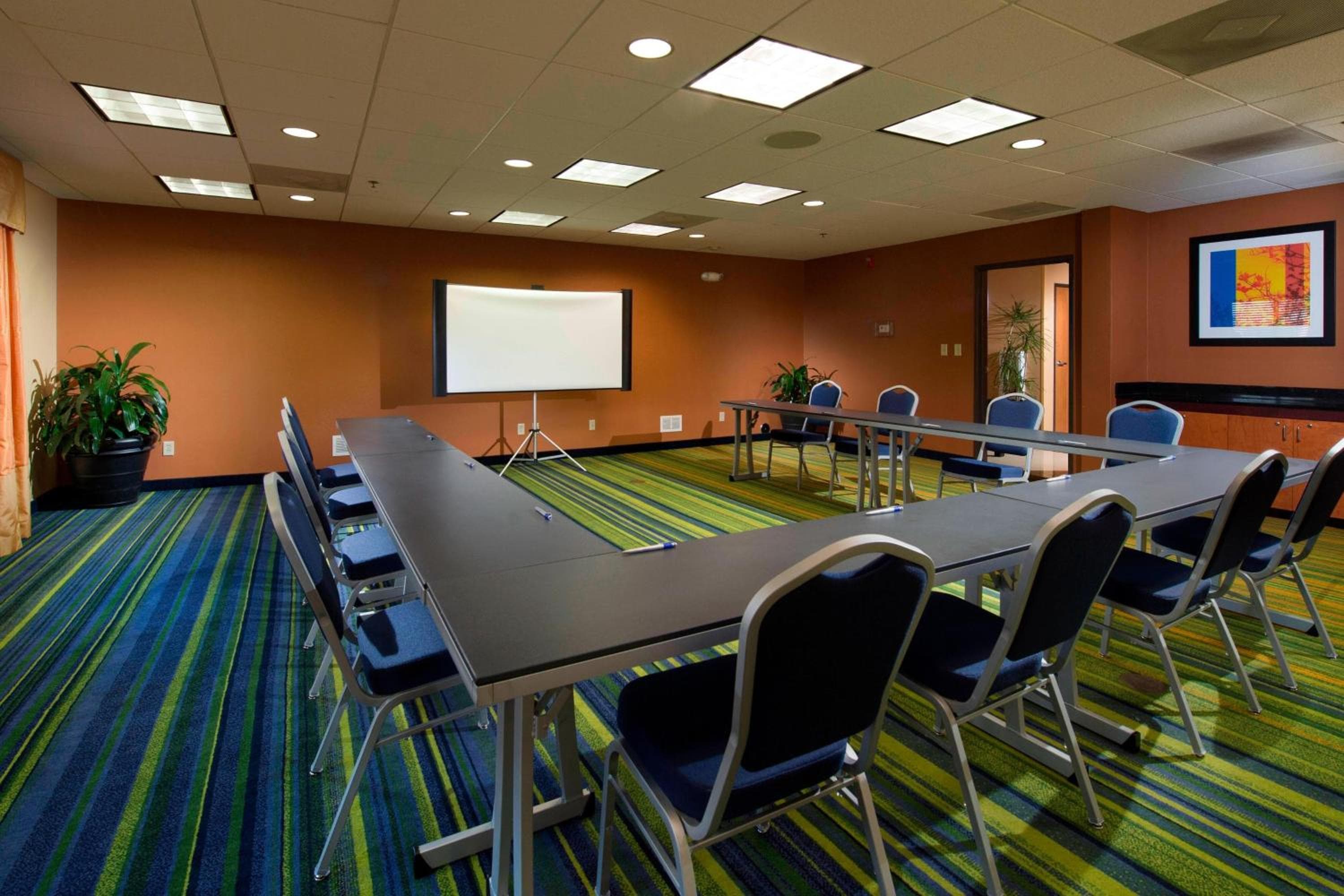 Fairfield Inn & Suites by Marriott Charleston Airport/Convention Center