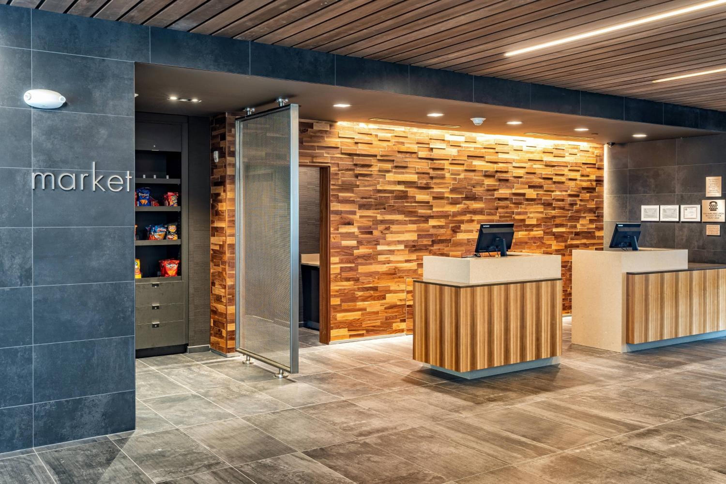 Courtyard by Marriott Charleston-North Charleston