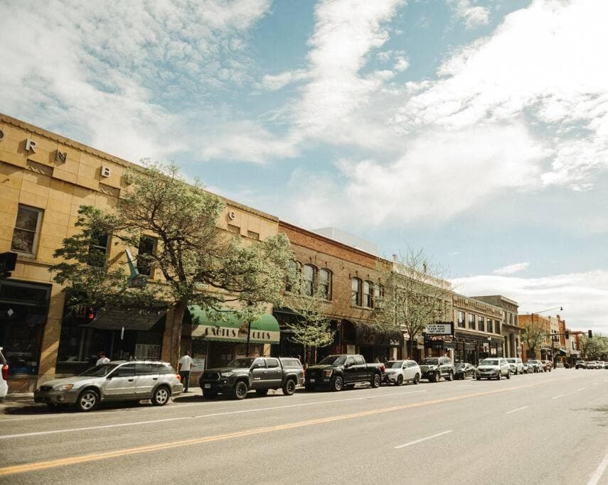 The Cowboy Inn - Luxury Bozeman