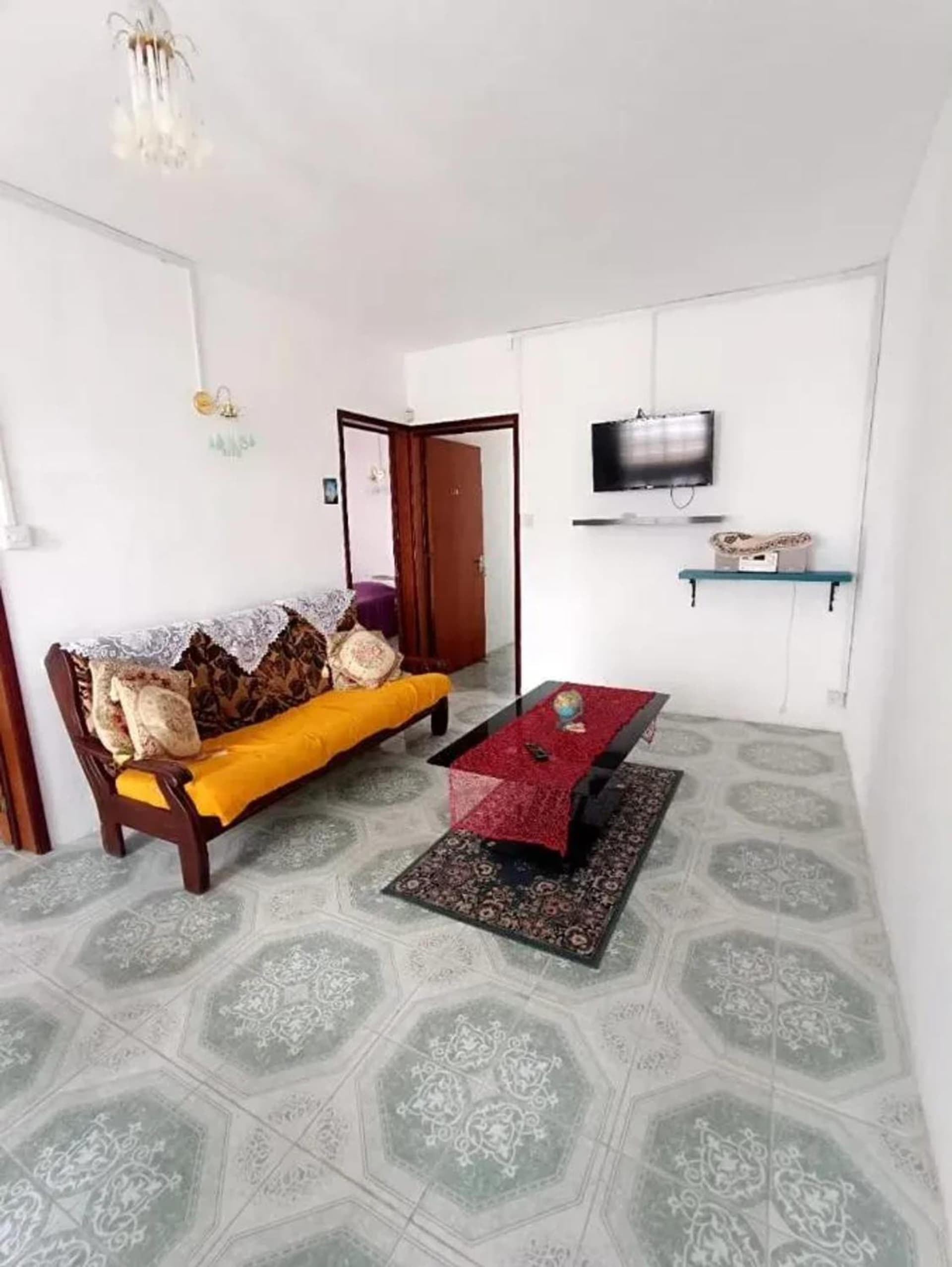 Spacious Apartment in Calodyne with Enclosed Garden