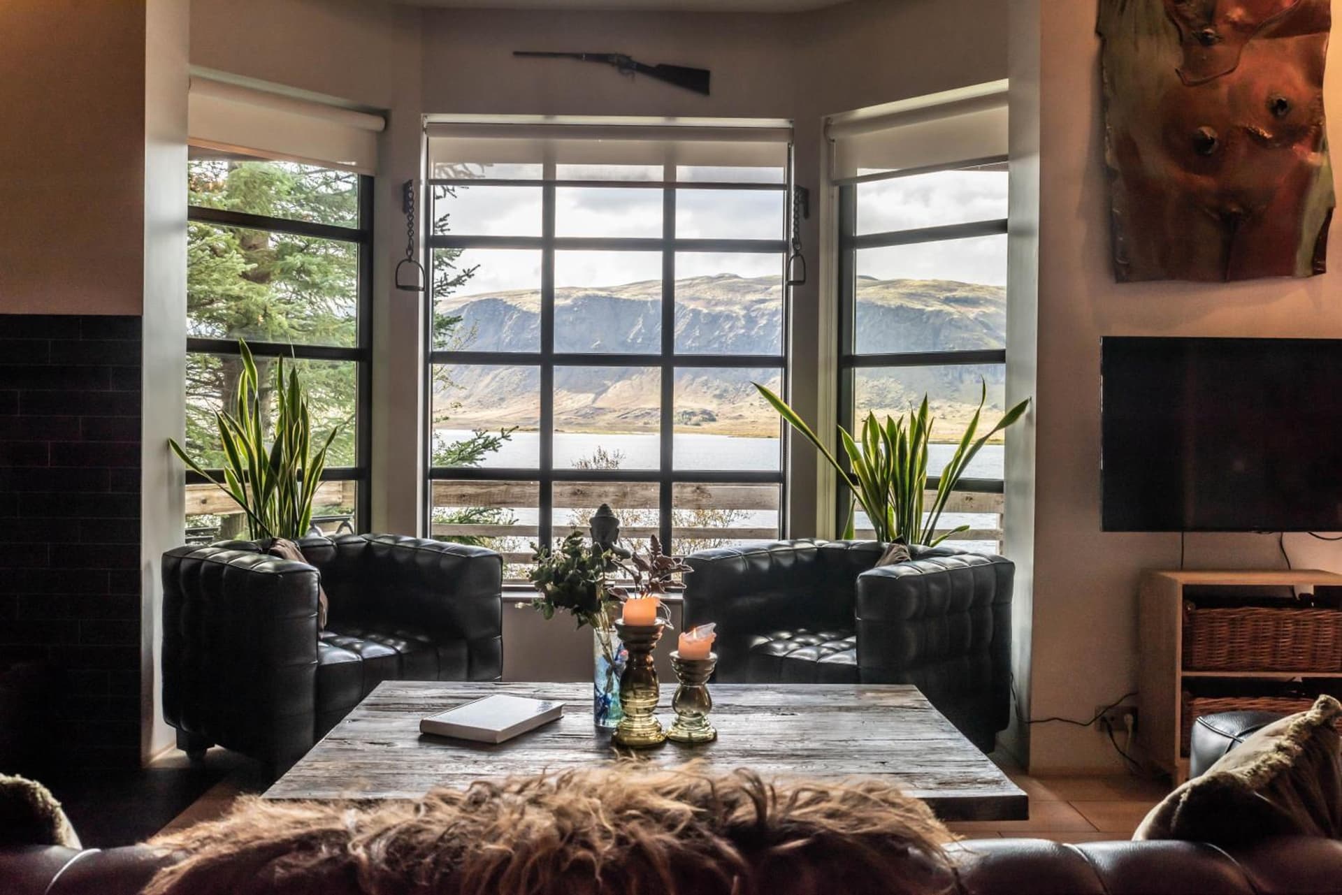 Aslundur Lakefront Villa