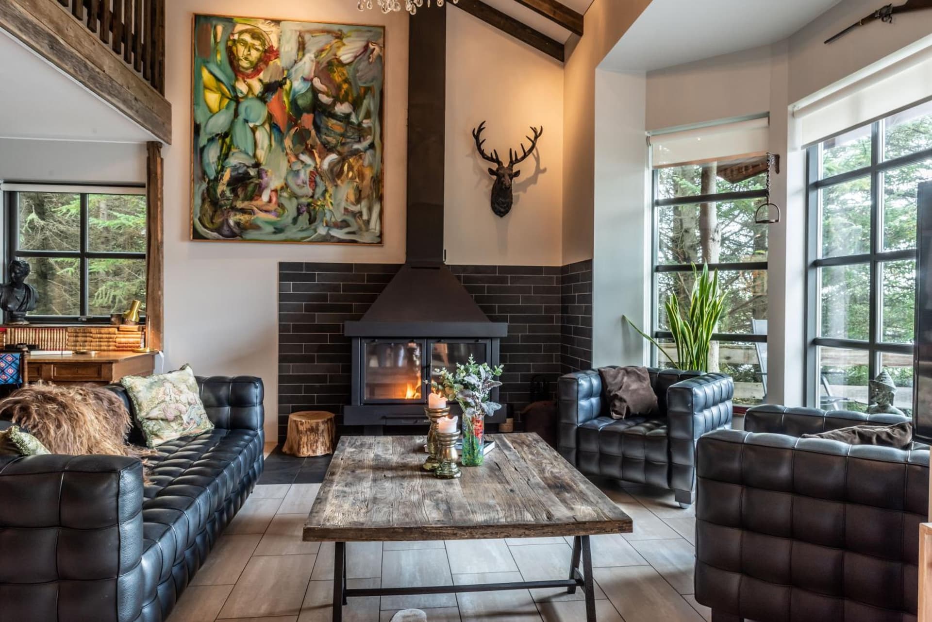 Aslundur Lakefront Villa
