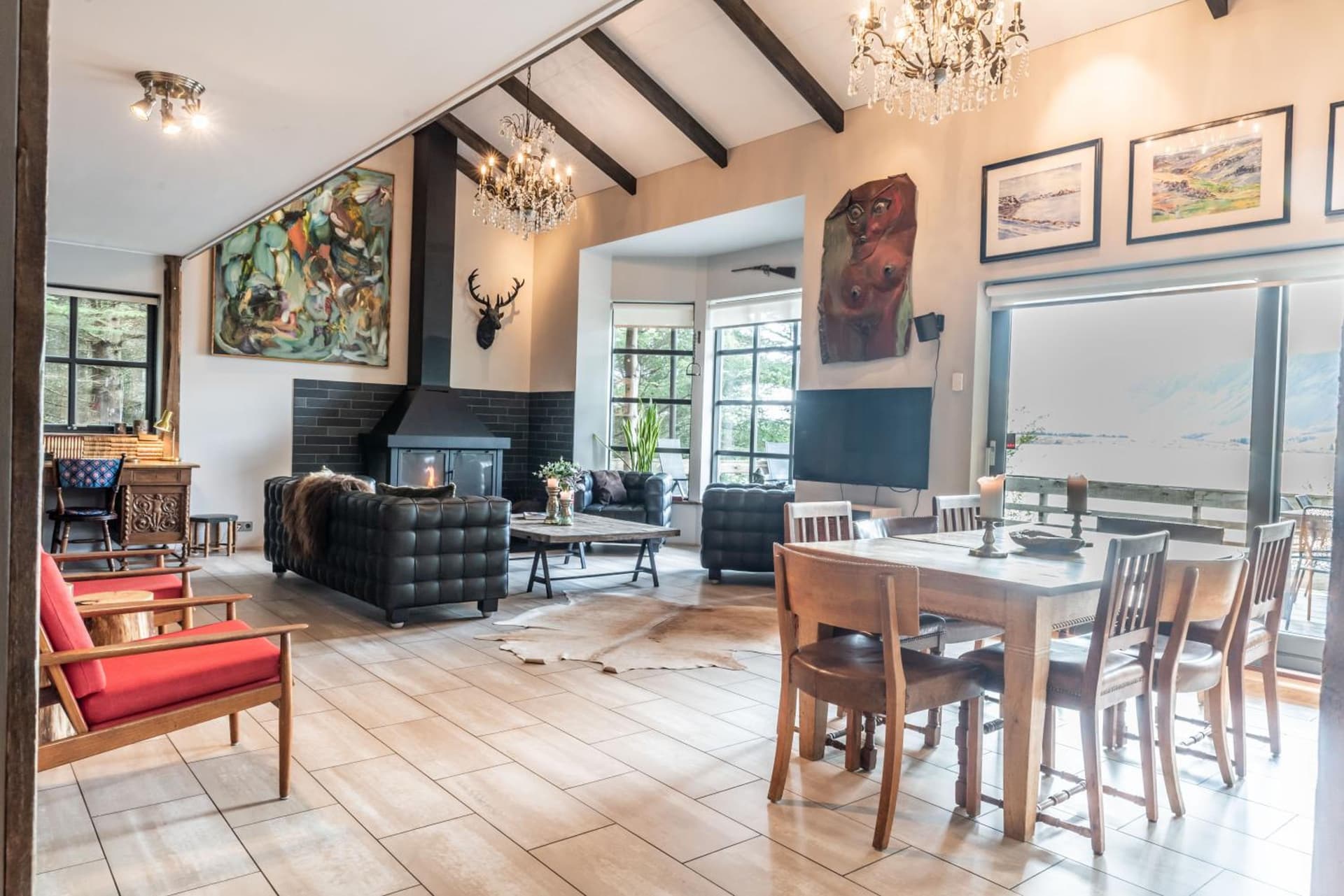 Aslundur Lakefront Villa