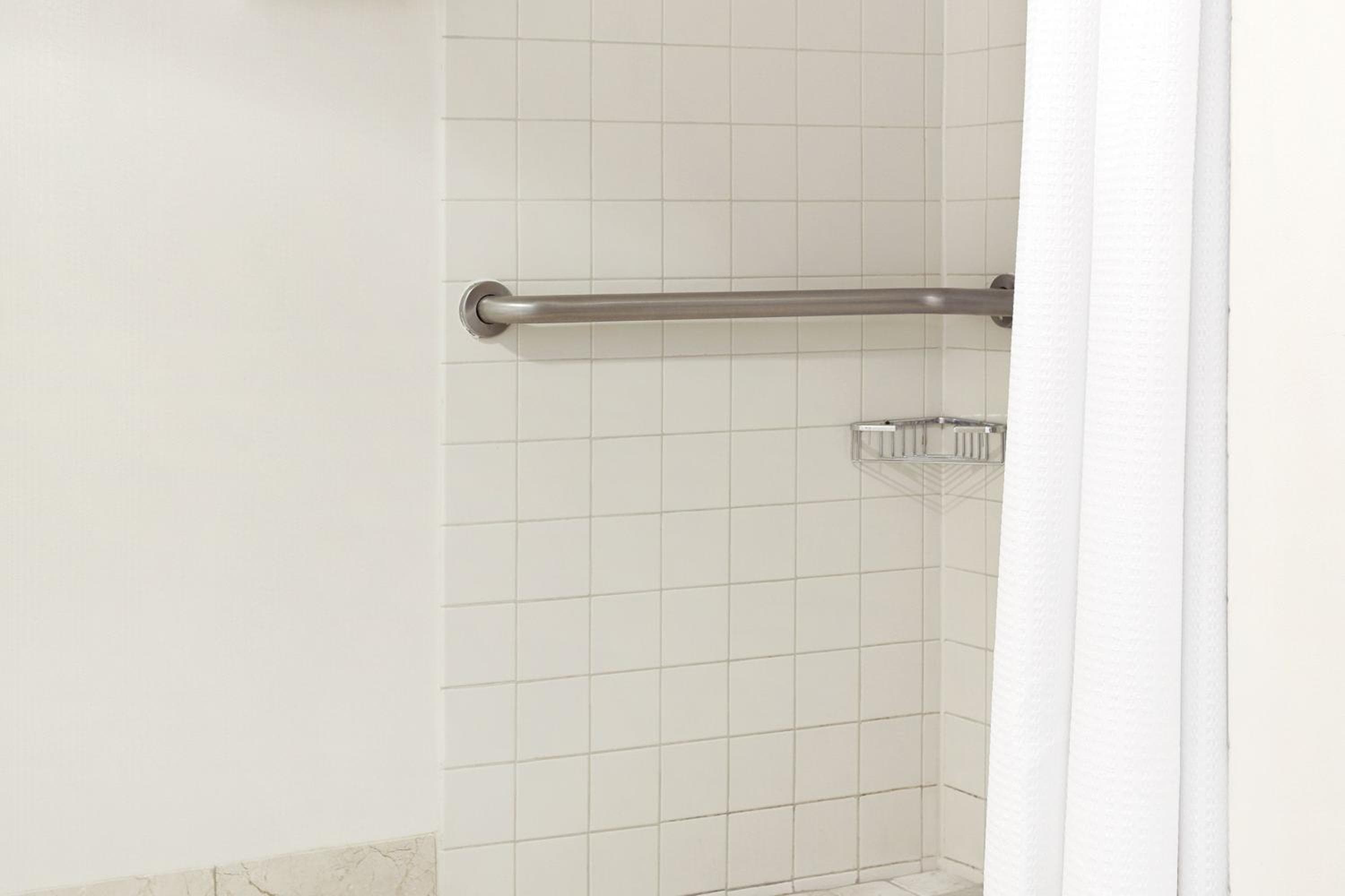 Renaissance Newark Airport Hotel