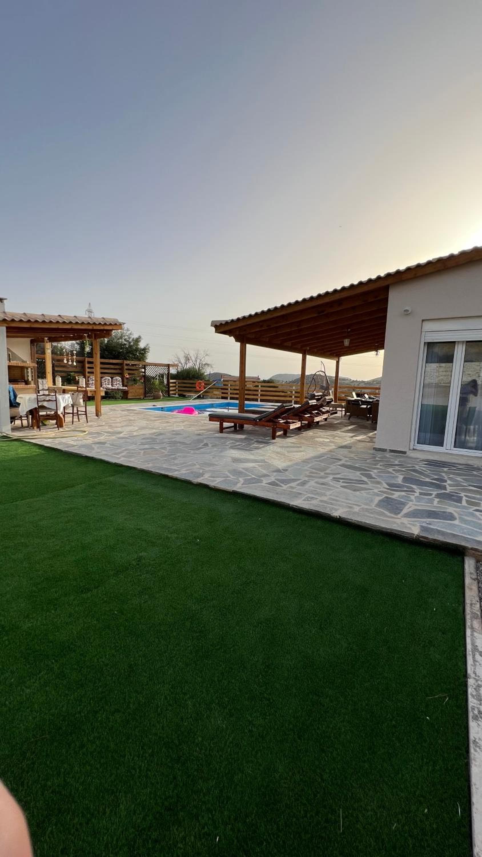 RELAXING POOL HOUSE IN LAGONISI 1
