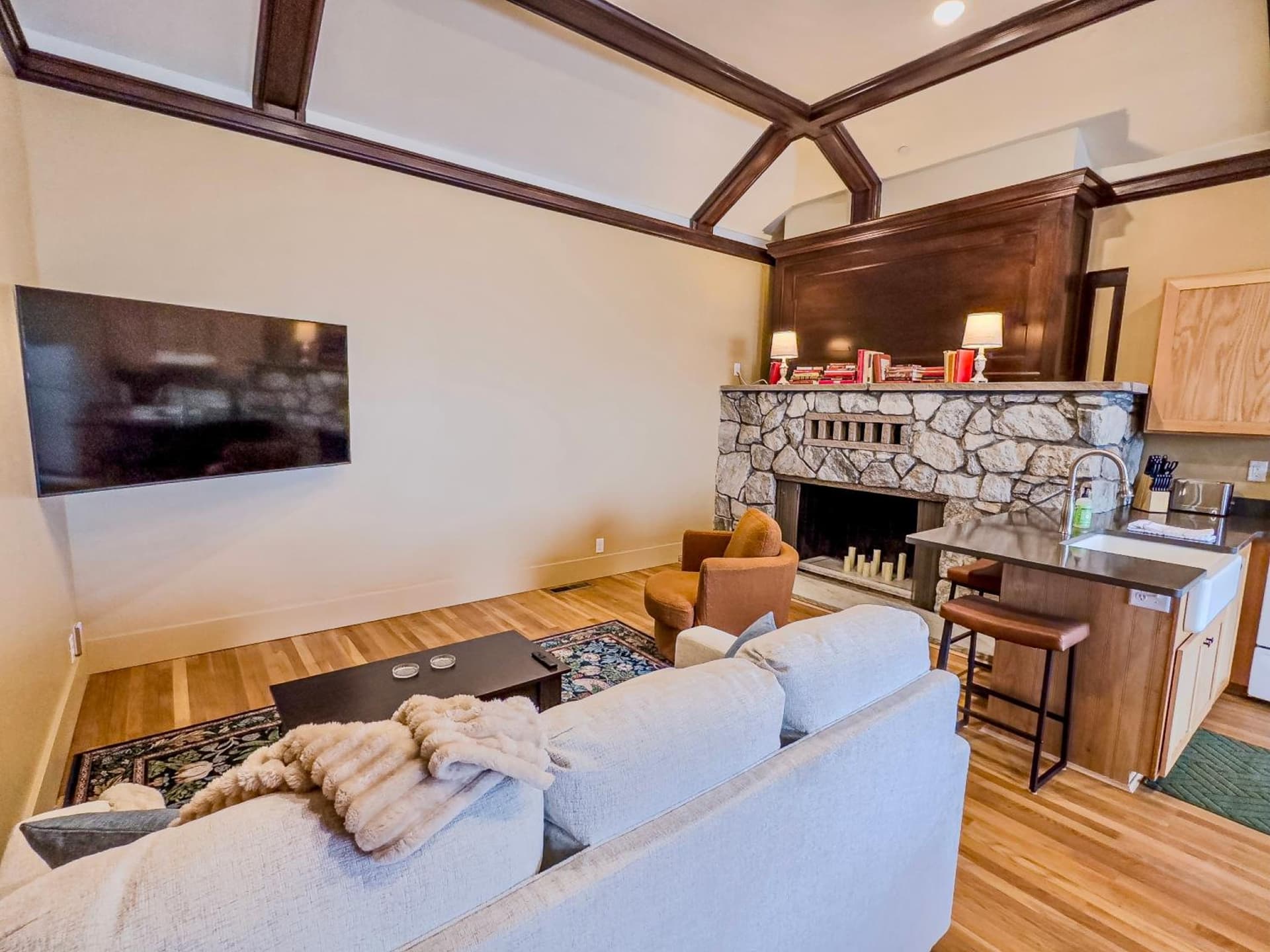 Peach Street Inn by WanderLodges