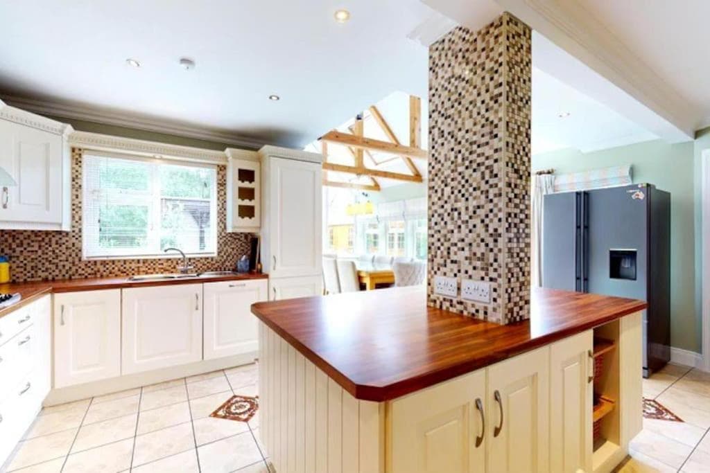 Donabate 5BD Home 10 min to Airport