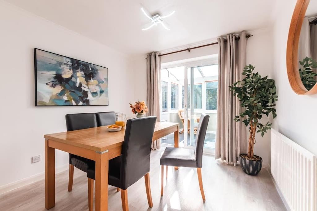 Beautiful 3 Bed Home in Portchester near Portsmouth