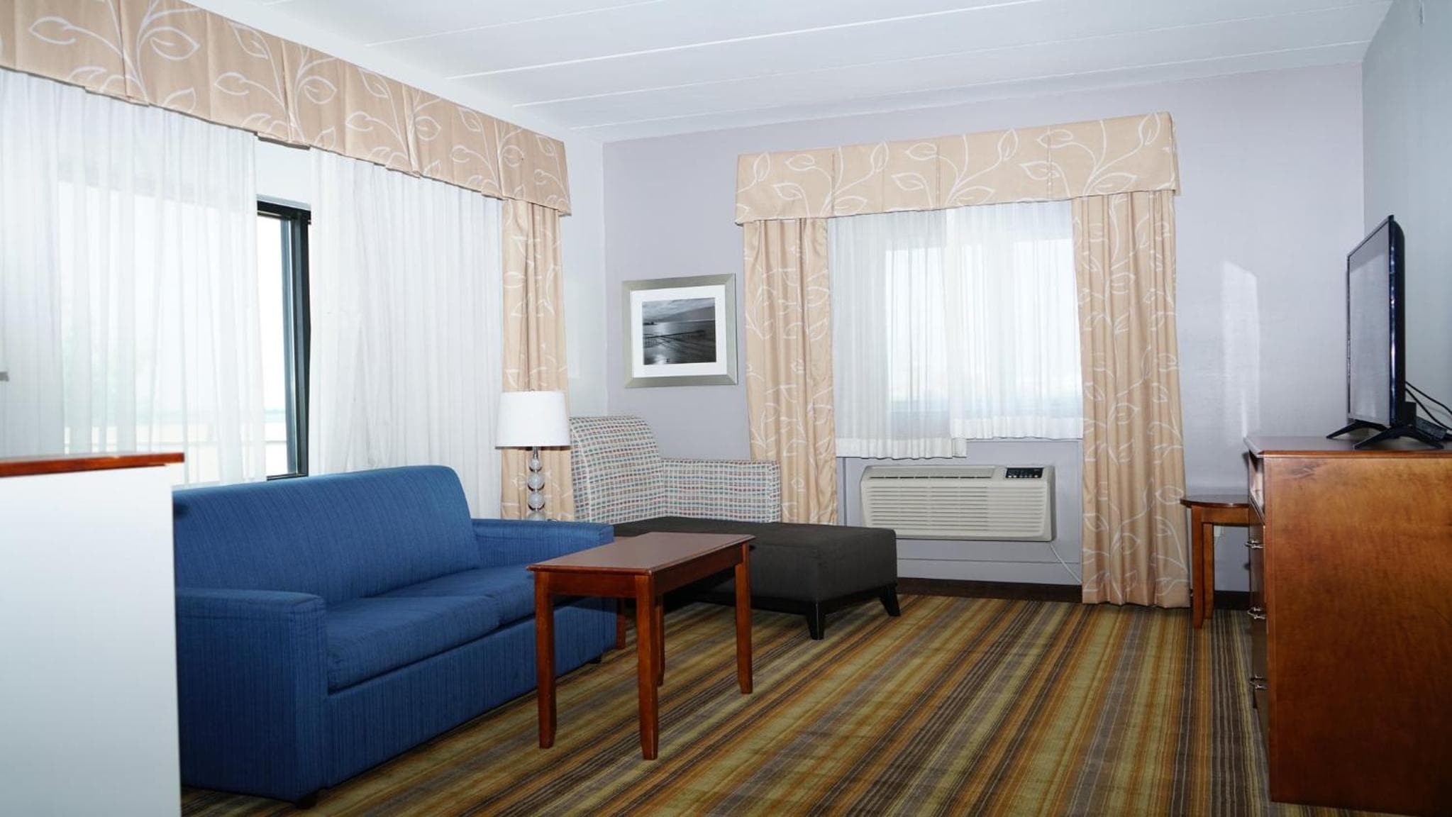 Hyatt Select Philadelphia Airport