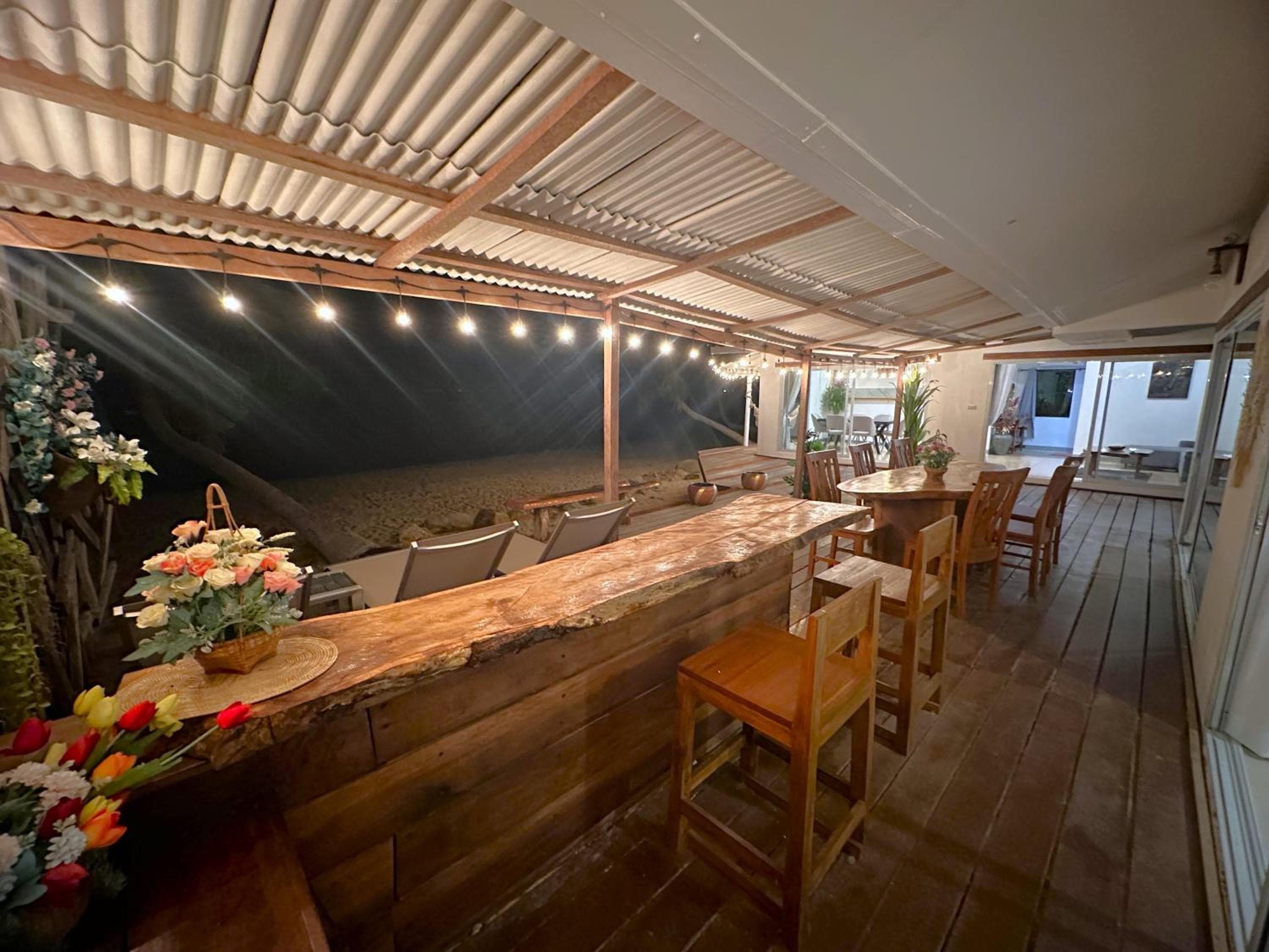 -20 percent OFF! Private BEACH FRONT house Sunset