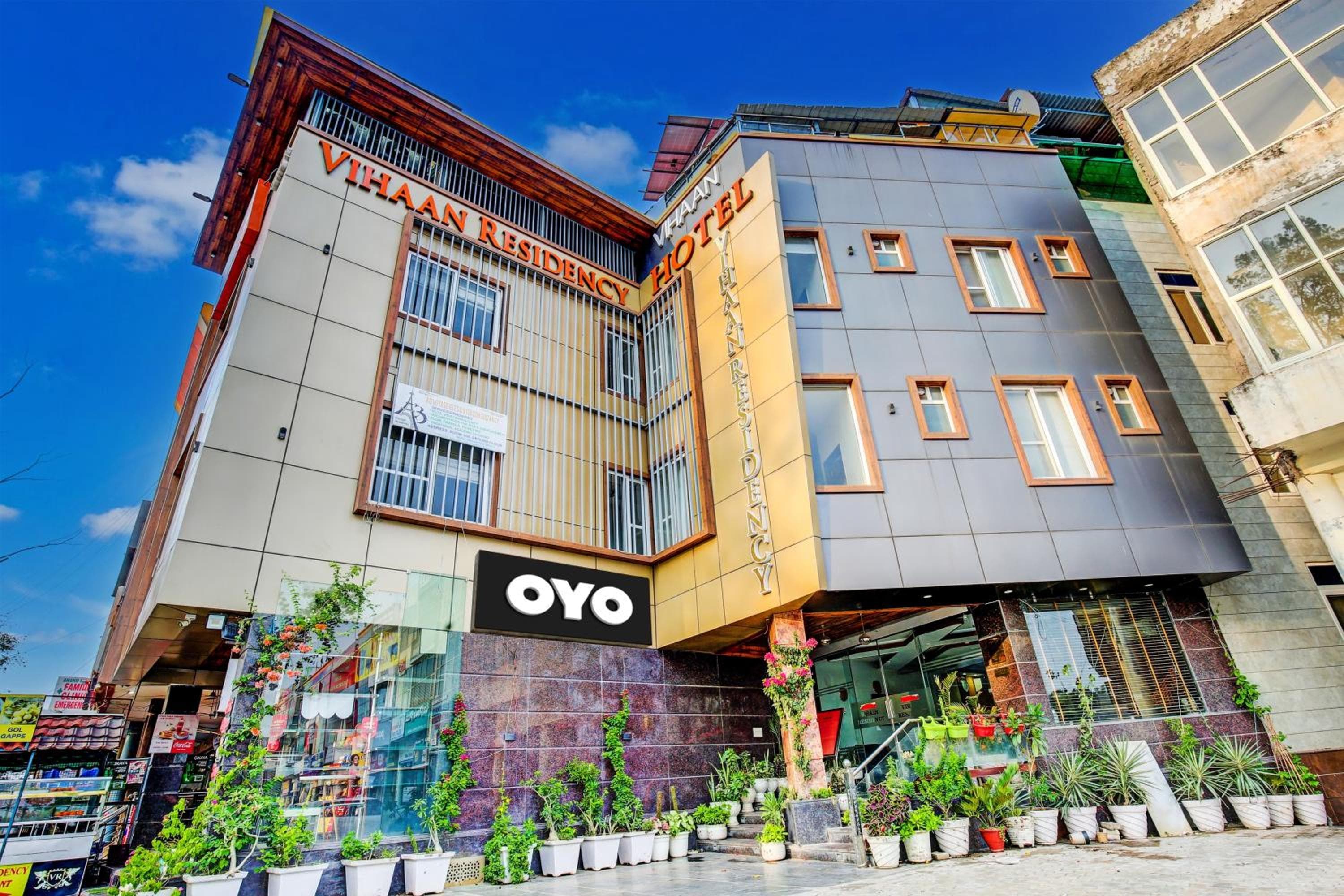 Townhouse by OYO Eastern View Formerly Vihaan Residency