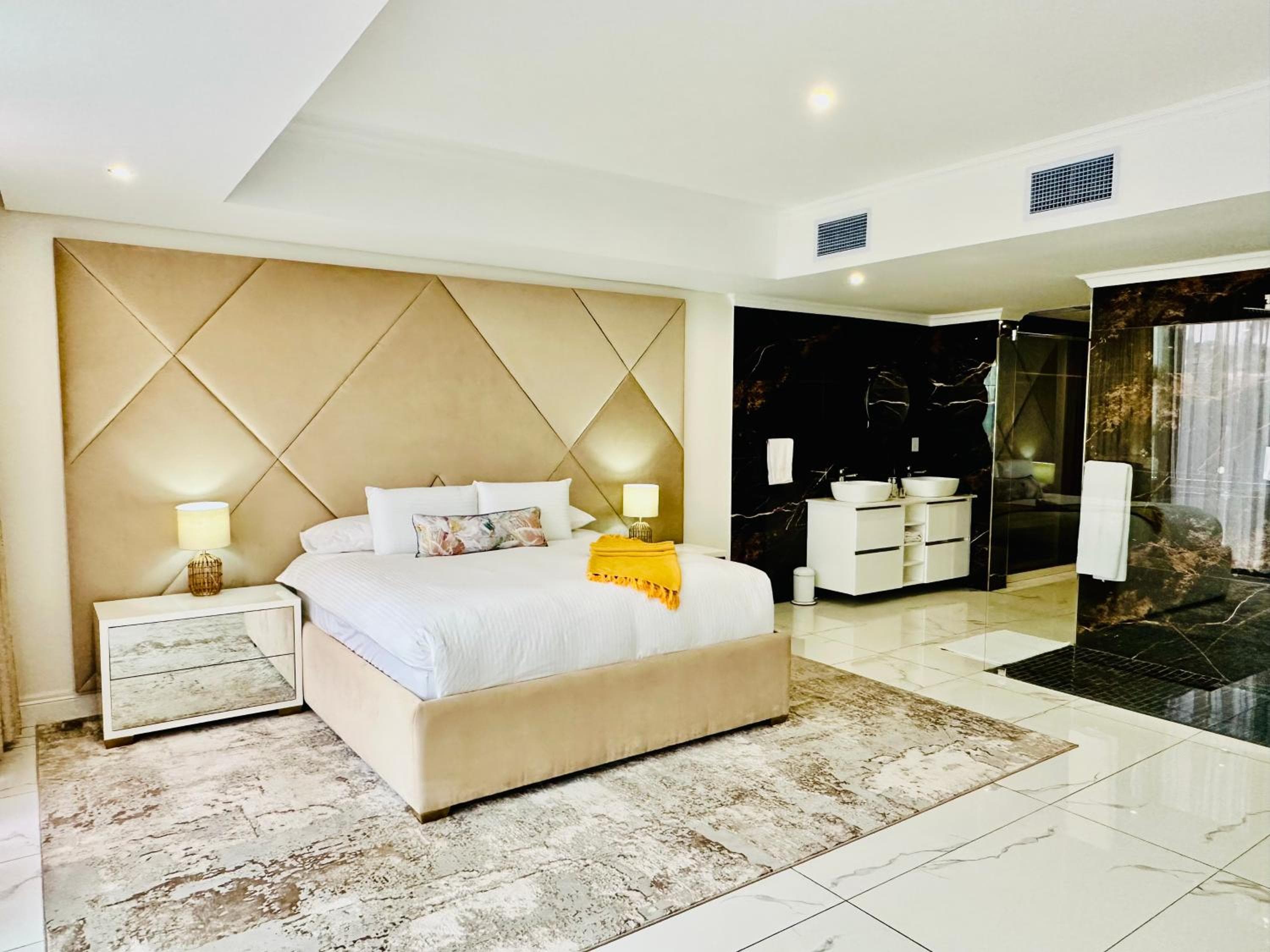 H & H Boutique & SPA