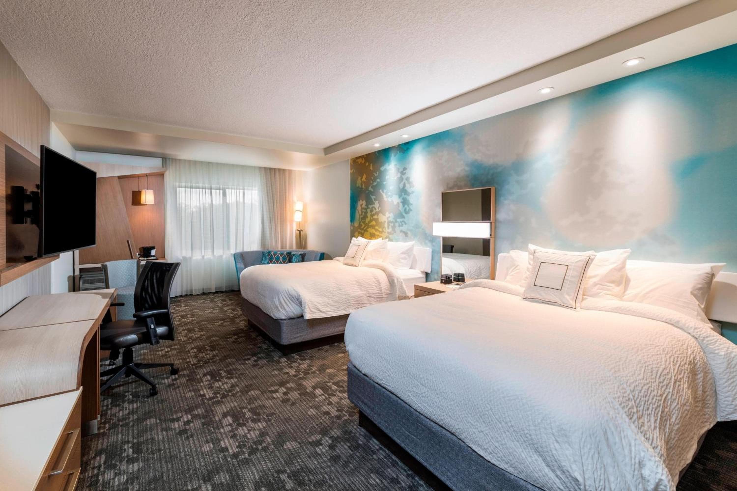 Courtyard by Marriott Tampa Northwest/Veterans Expressway