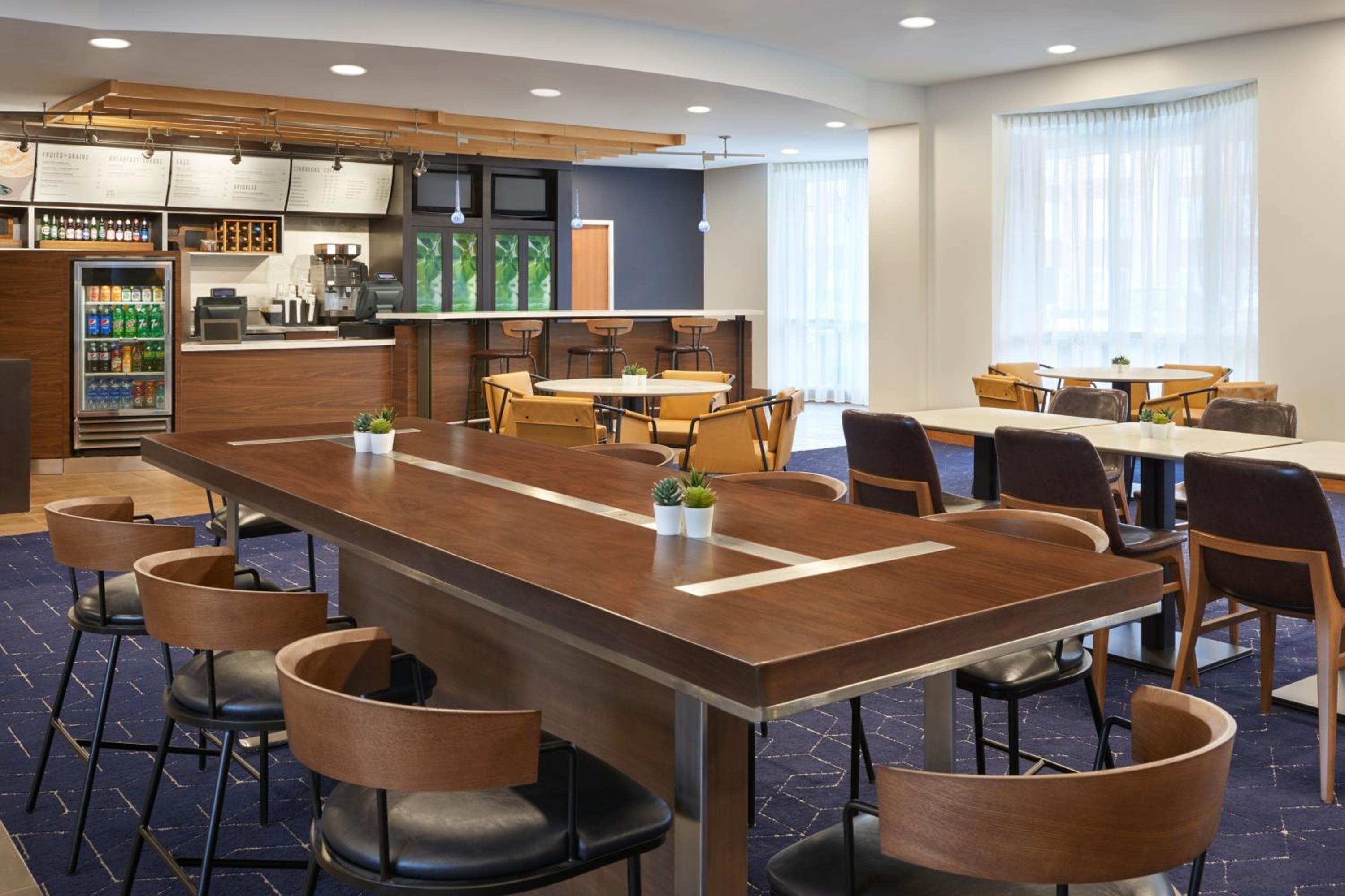 Courtyard by Marriott Toronto Markham