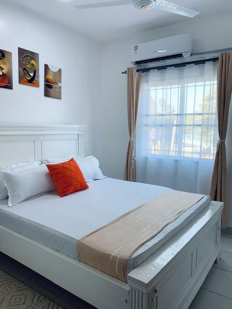 3BR Cosy Apartment Mombasa with AC