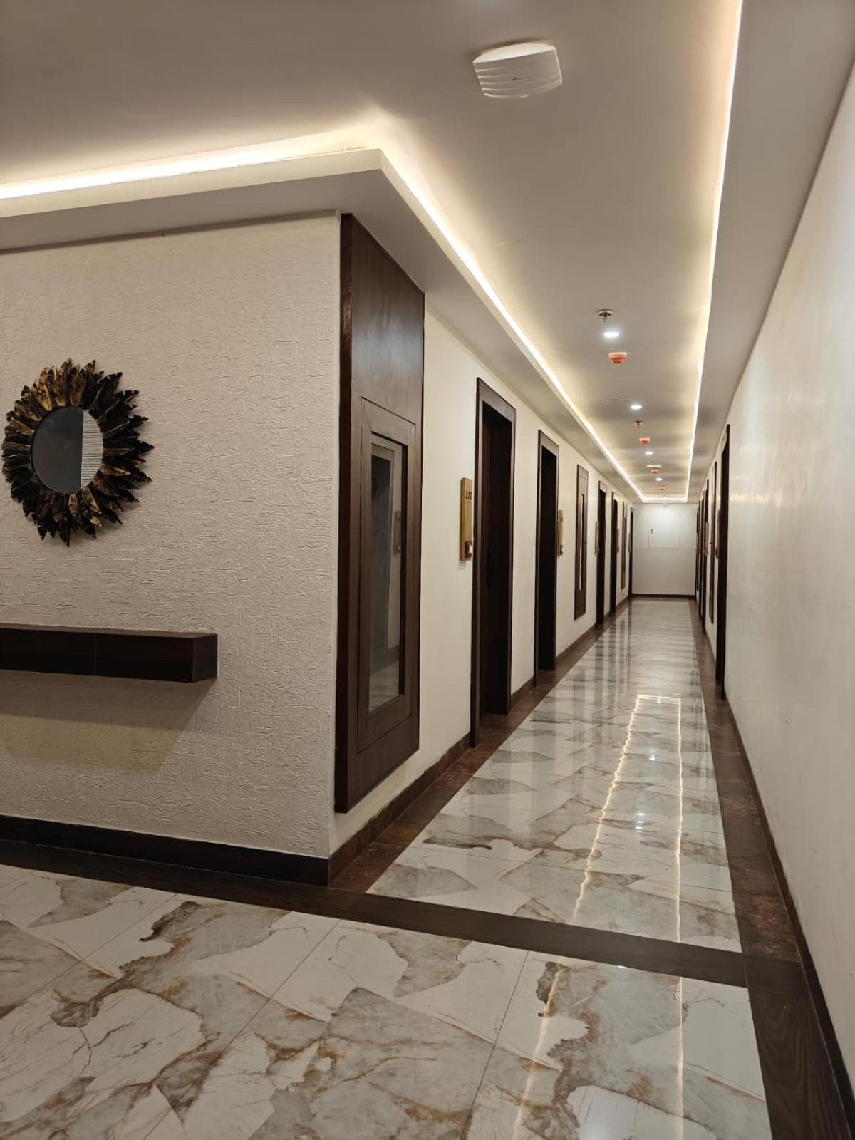 Hotel Basant Sarovar