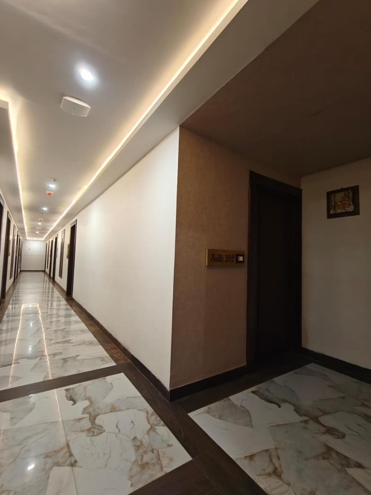 Hotel Basant Sarovar