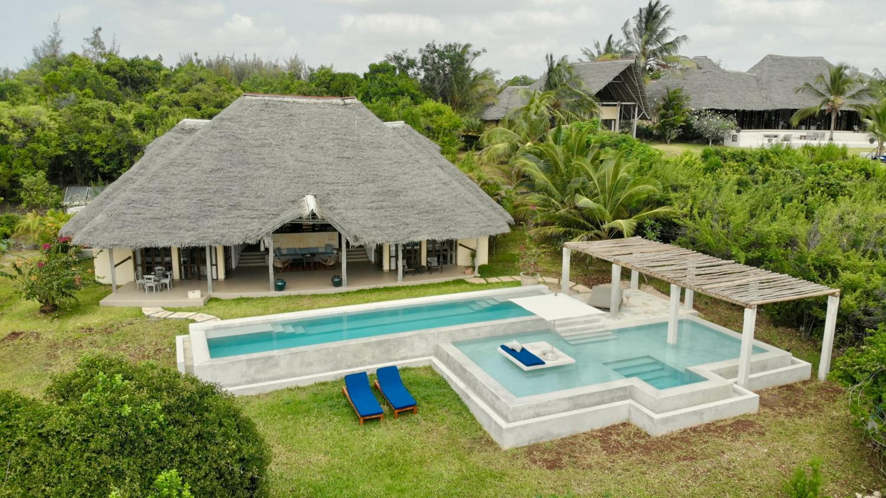 Qambani Luxury Resort