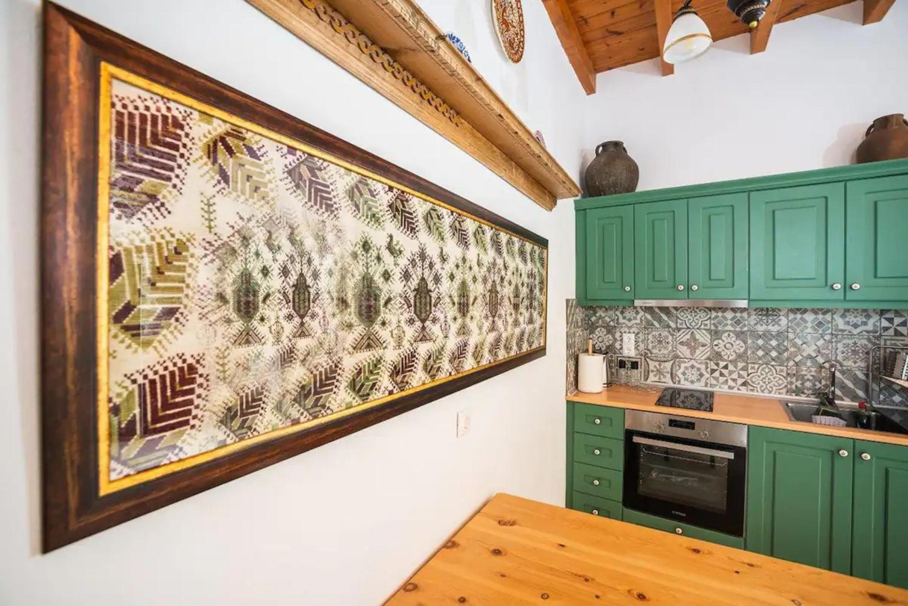 Amarantos-Traditional Village House-Apollona