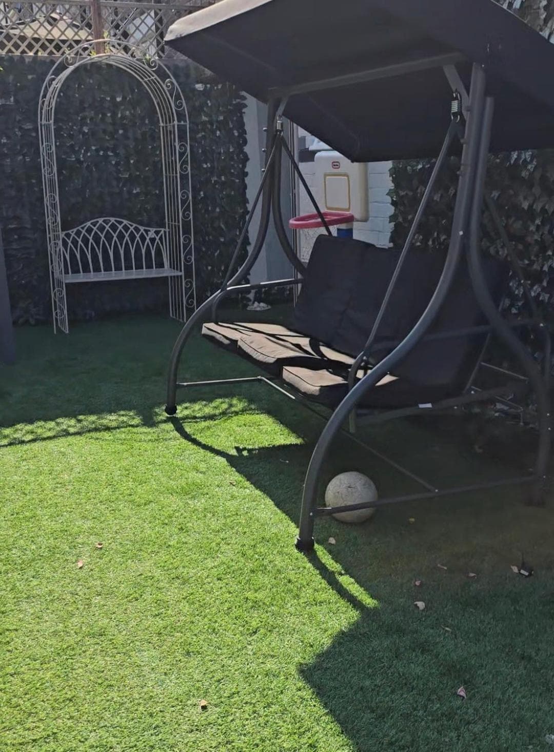 Ensuite room with private entrance and private garden