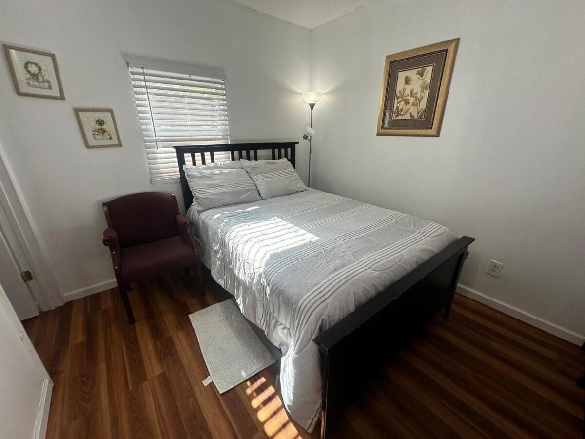 Private Apt Lilburn